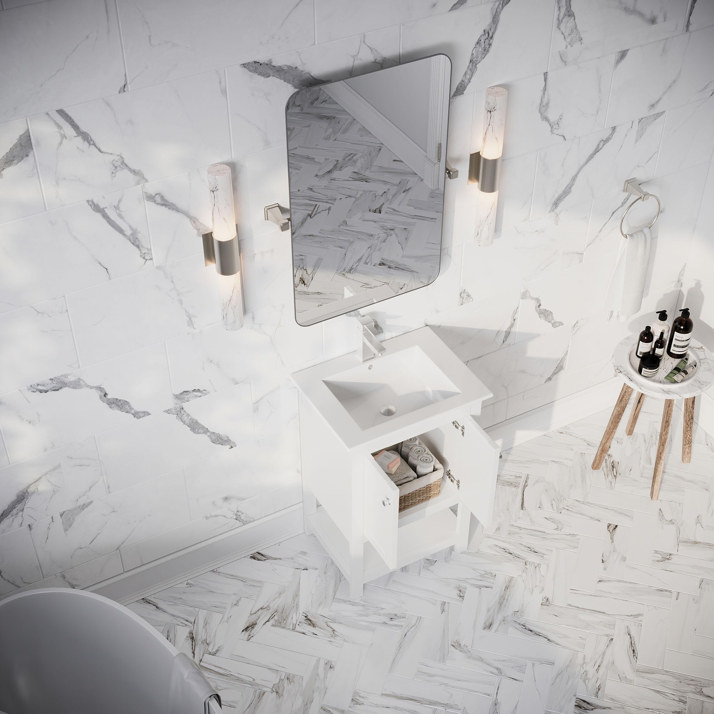 Fresca Manchester 24" White Traditional Bathroom Vanity