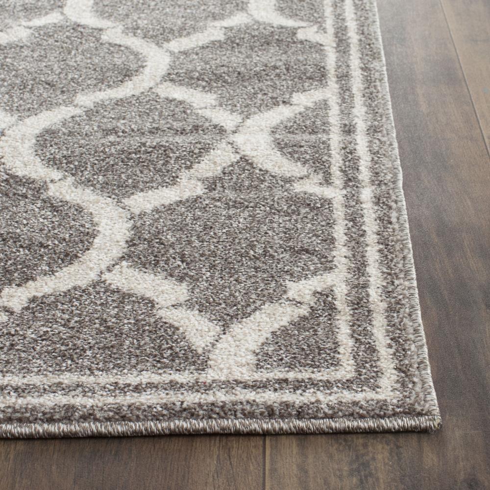 Amherst AMT415 Power Loomed Indoor Runner Rug - Dark Grey/Beige - 2'3"x9' - Safavieh