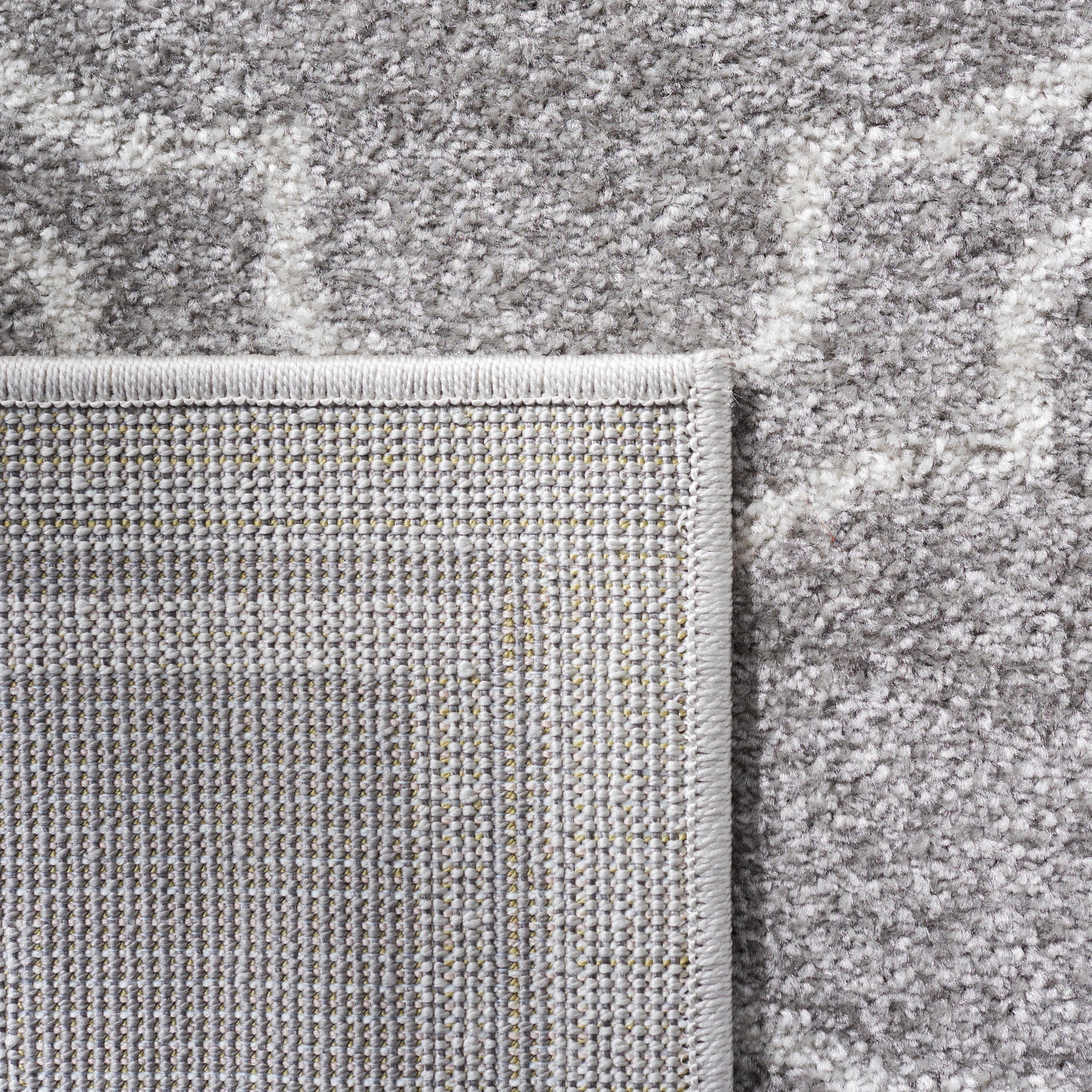 Amherst AMT412 Power Loomed Area Rug - Grey/Light Grey - 4'x6' - Safavieh.