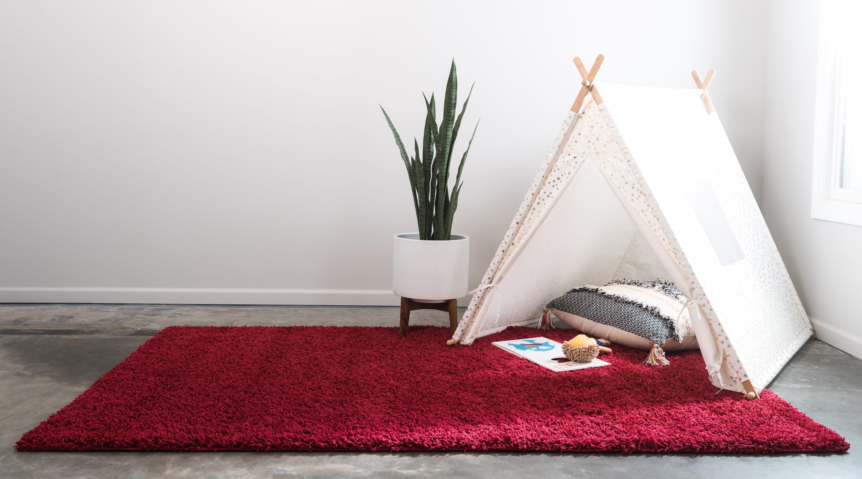 Unique Loom 4' 1 x 6' 1 Solid Shag Cherry Red Area Rug