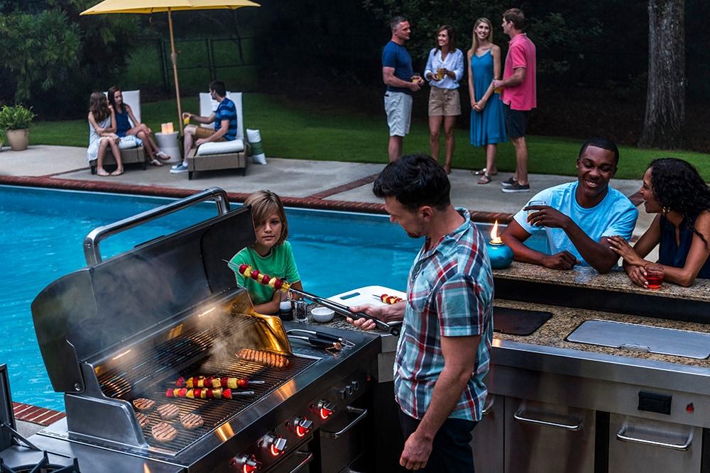Charbroil Medallion Series Modular Outdoor Kitchen 5-Burner Infrared Gas Grill
