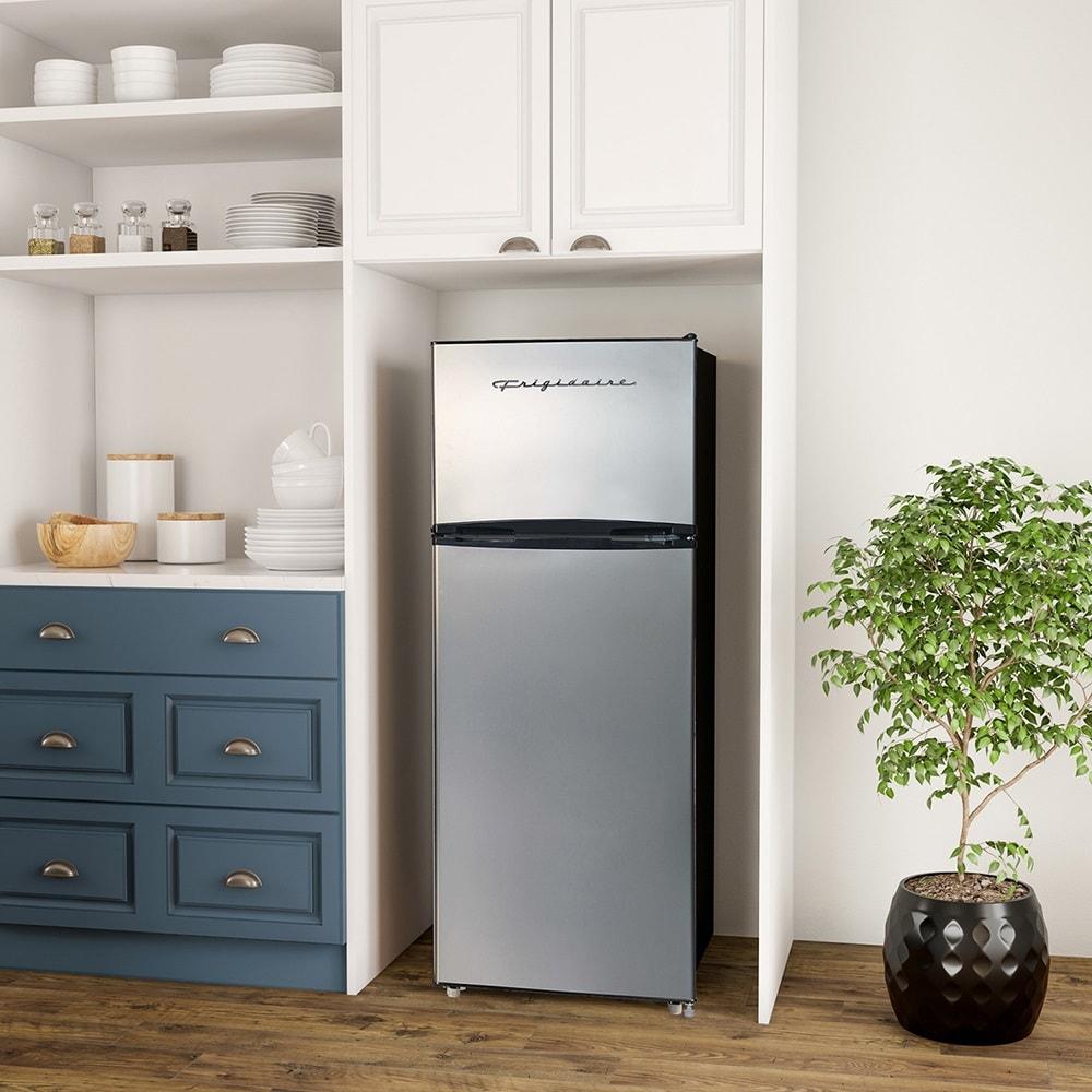 Frigidaire 7.5 cu ft top-Mount Refrigerator - Platinum: Stainless Steel, Freestanding, Adjustable Shelves, Reversible Door