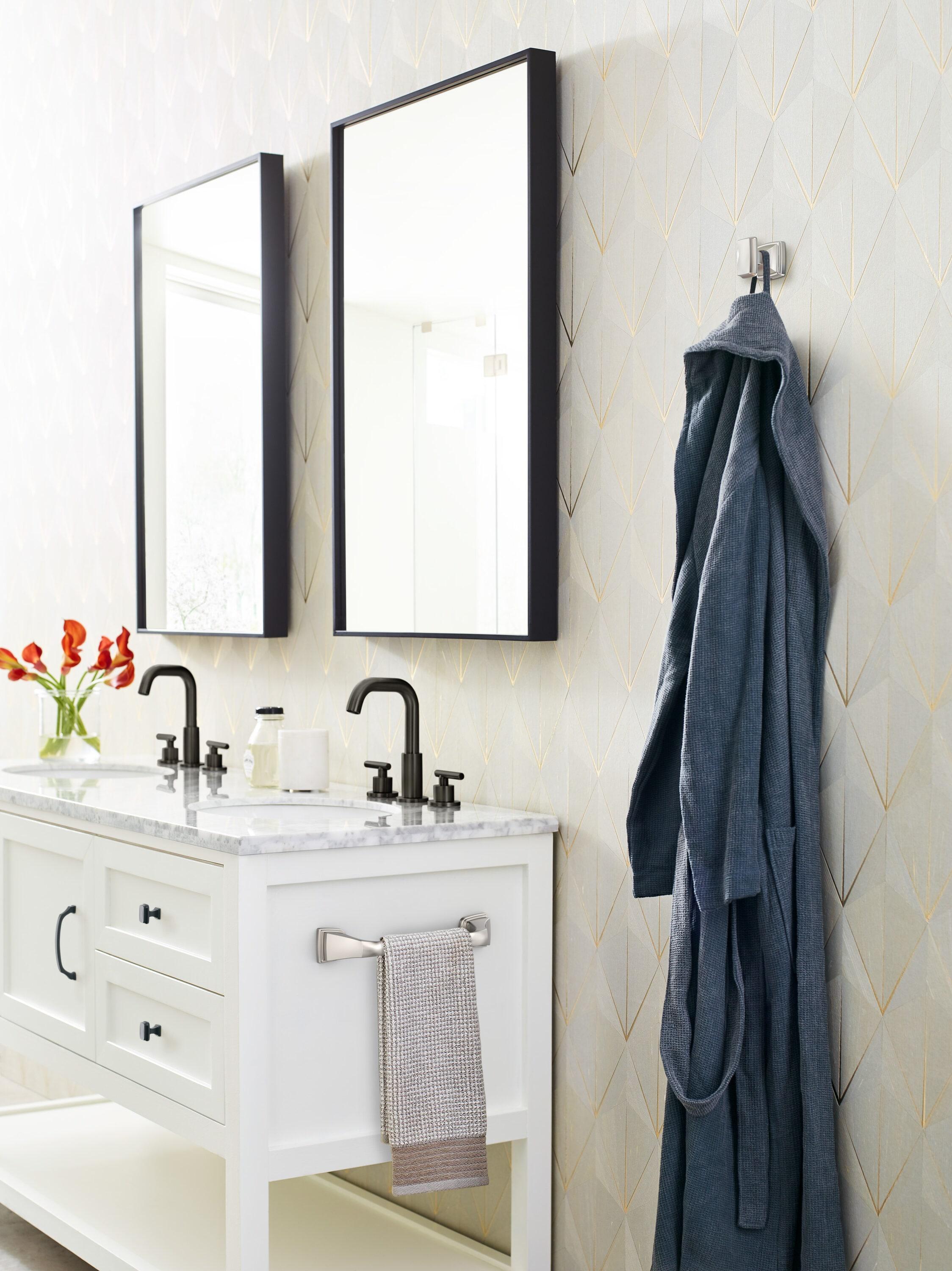 Revitalize Towel Bar