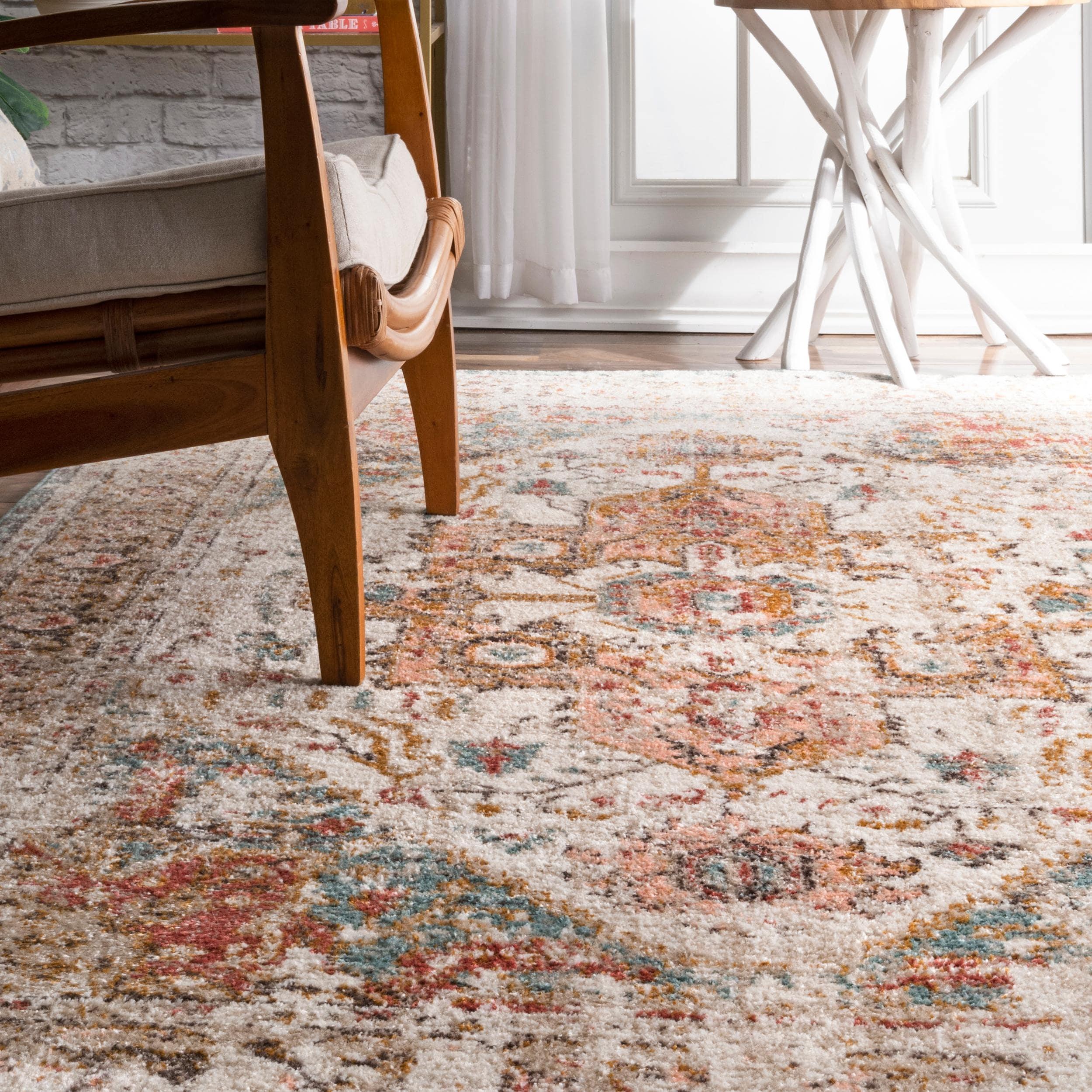 Nuloom 5 Round Justine Vintage Medallion Indoor Area Rug, Beige, Faded Persian Design, Stain Resistant, BedroomLiving Room, Kitchen,