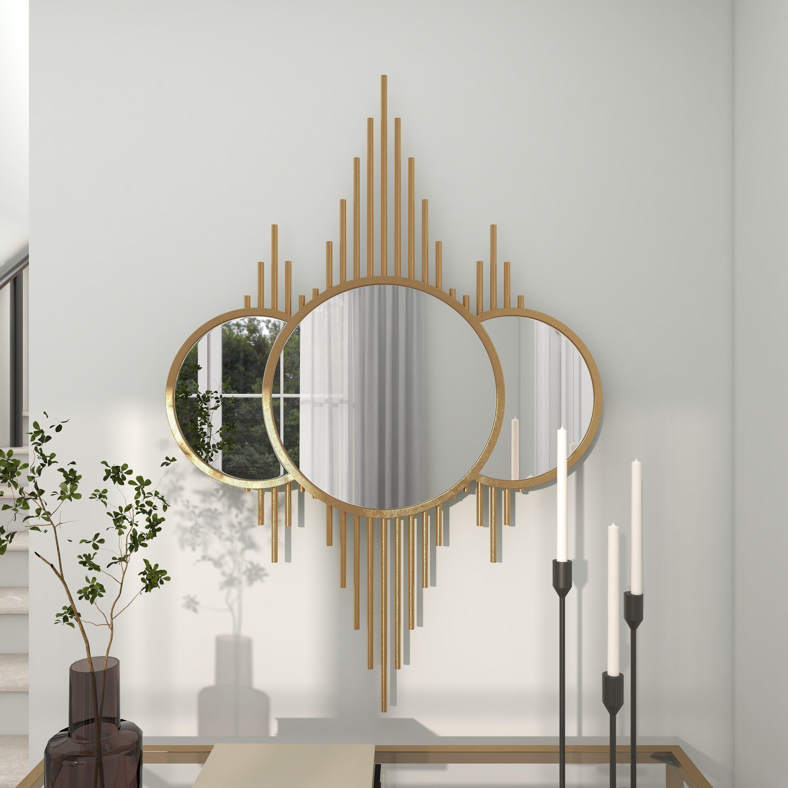 CosmoLiving by Cosmopolitan 3 Overlapping Round Gold Metal, Glamorous and Contemporary Wall Mirror, 27"W x 39"H