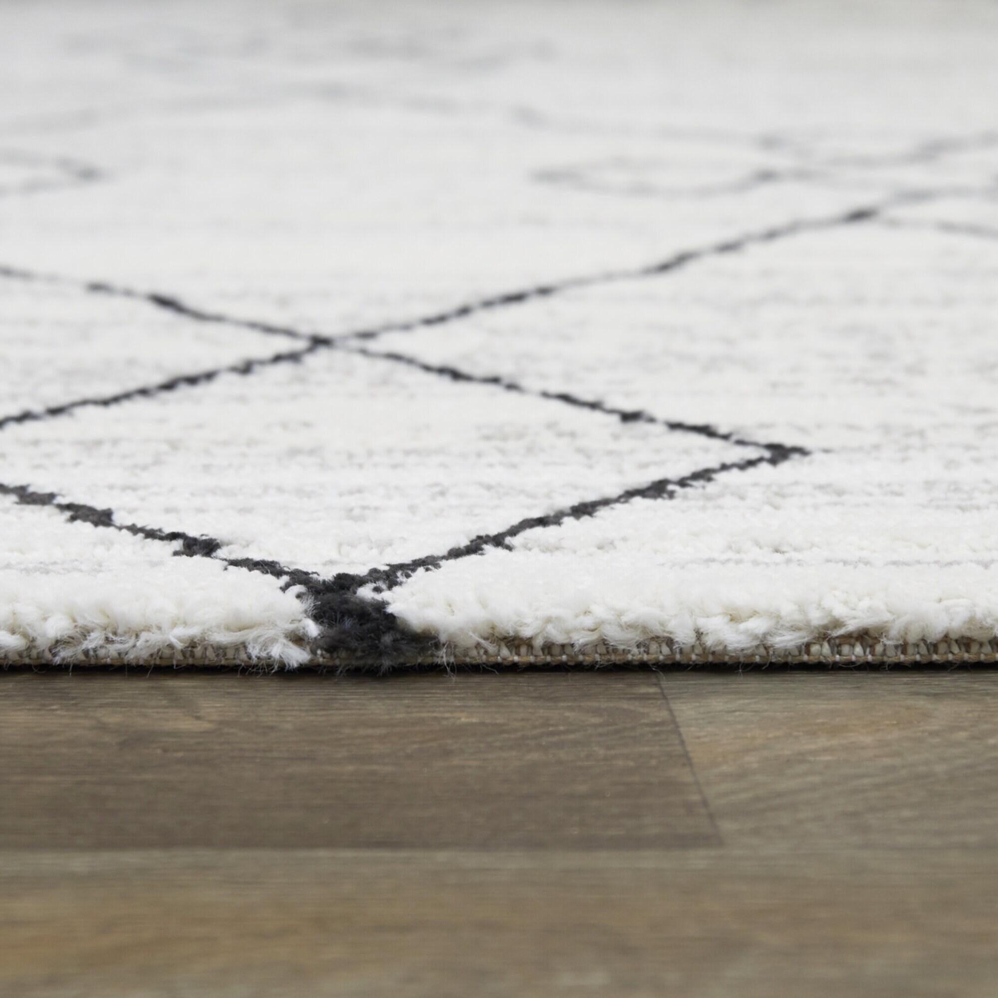 5'3"x7' Alberto Transitional Geometric Rug White: Fade & Stain-Resistant, Low Pile, Indoor - Balta Rugs
