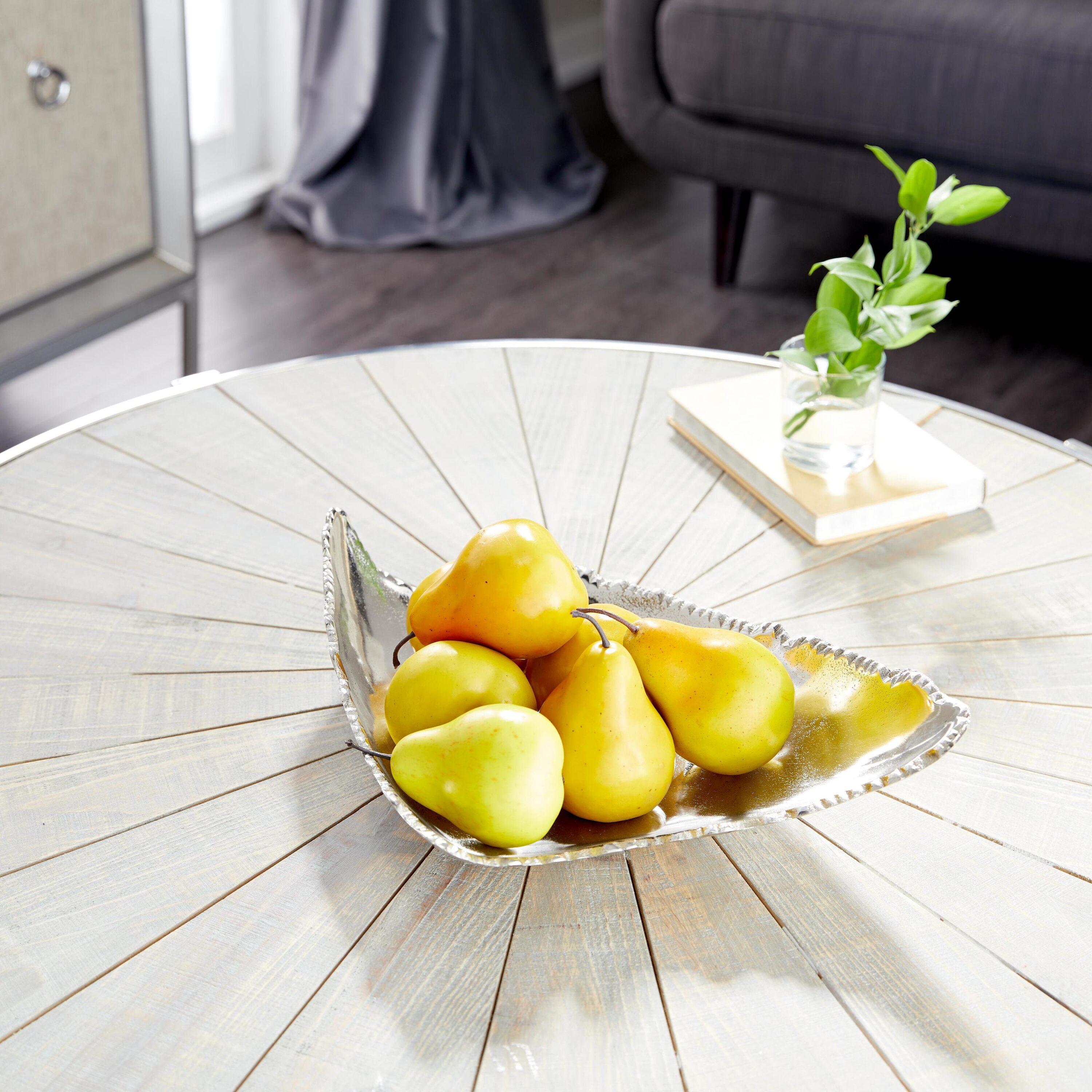 CosmoLiving by Cosmopolitan Aluminum Metal Live Edge Silver Decor Tray