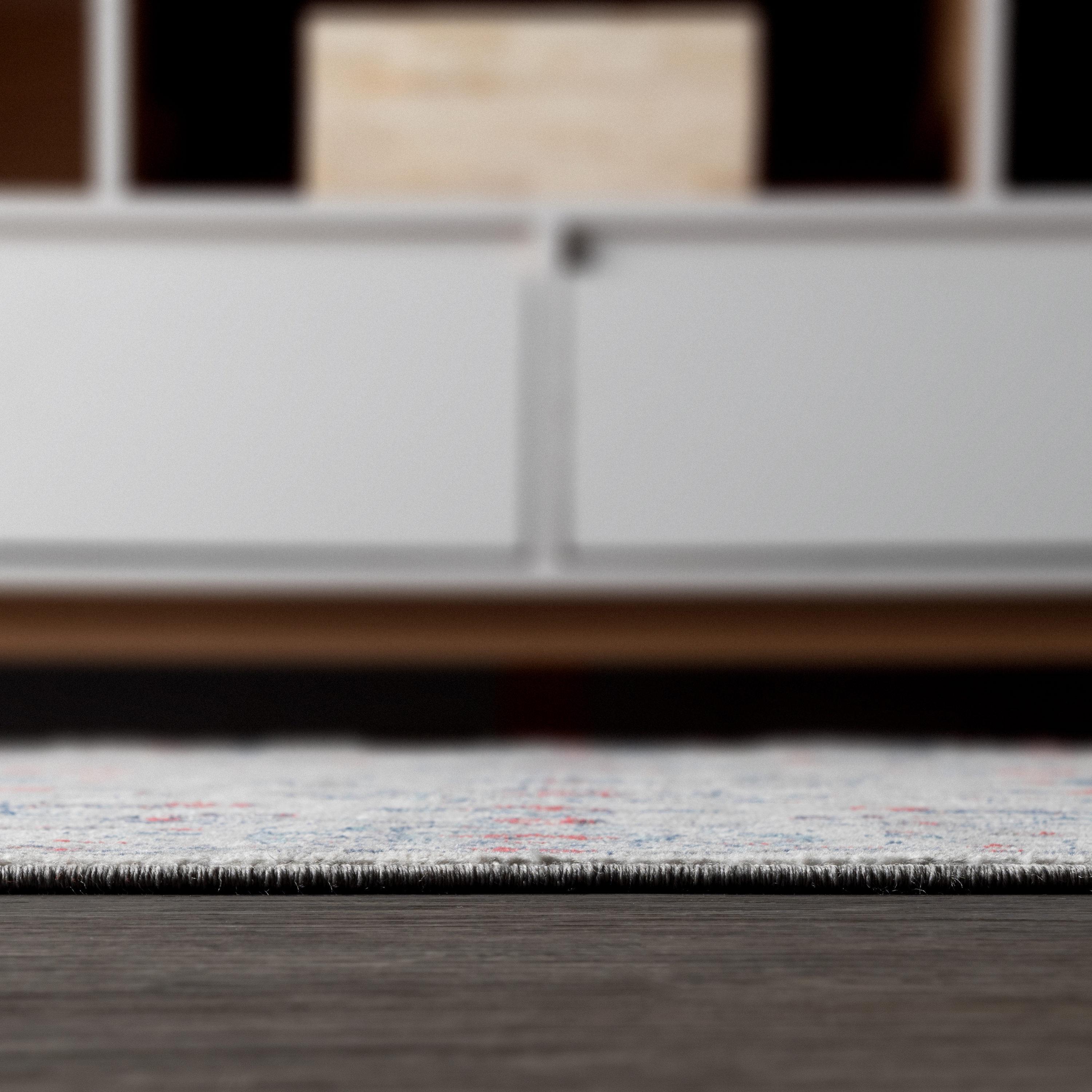 3'x5' Modern Persian Vintage Area Rug, Light Grey/Red - JONATHAN Y