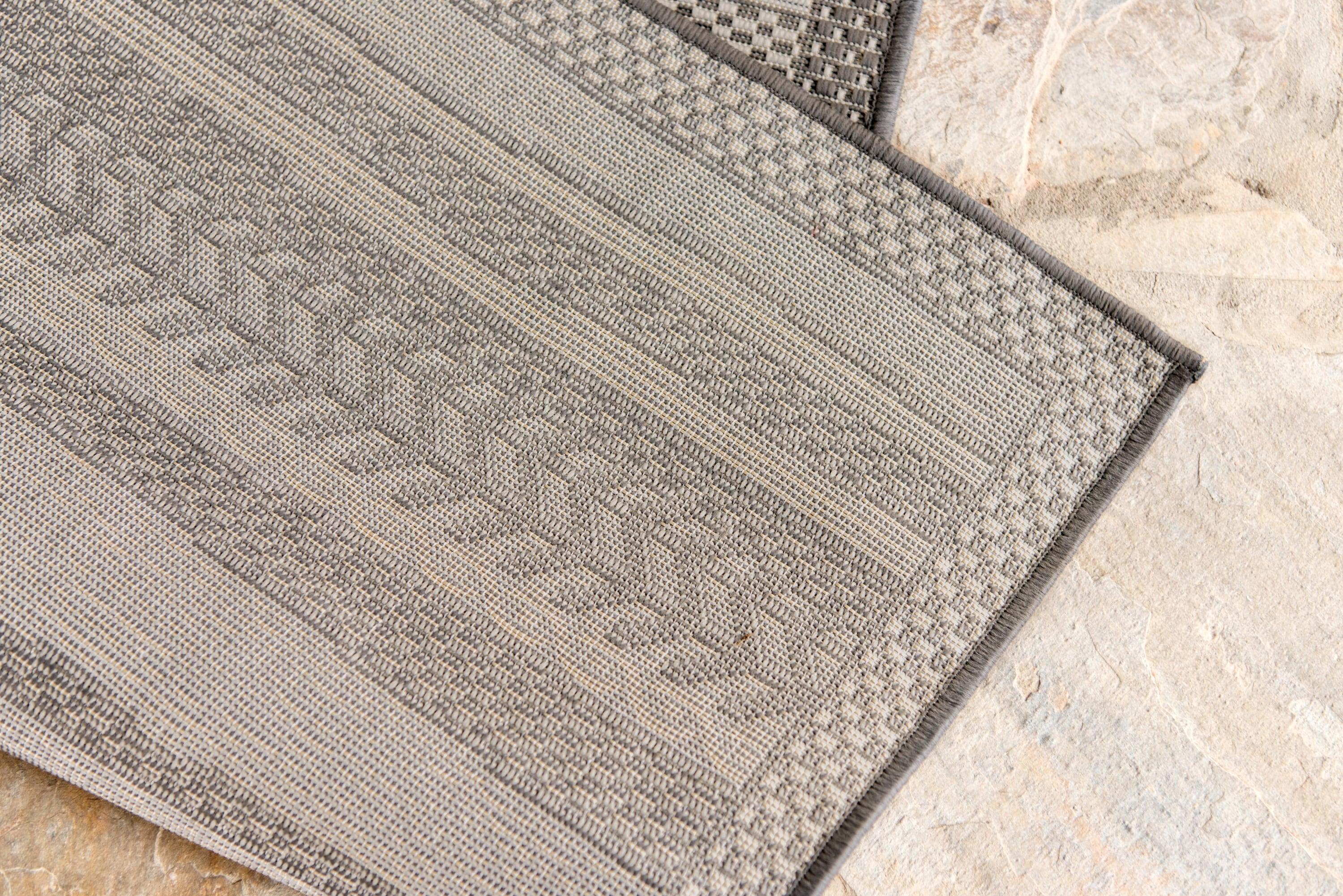 McLellen Striped Indoor / Outdoor Rug