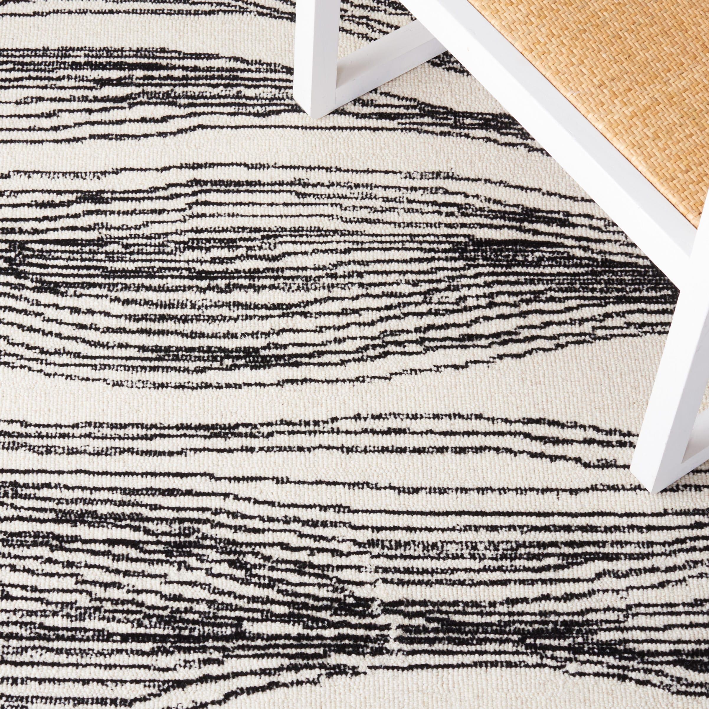 Metro MET995 Hand Tufted Indoor Area Rug - Ivory/Black - 8'x10' - Safavieh