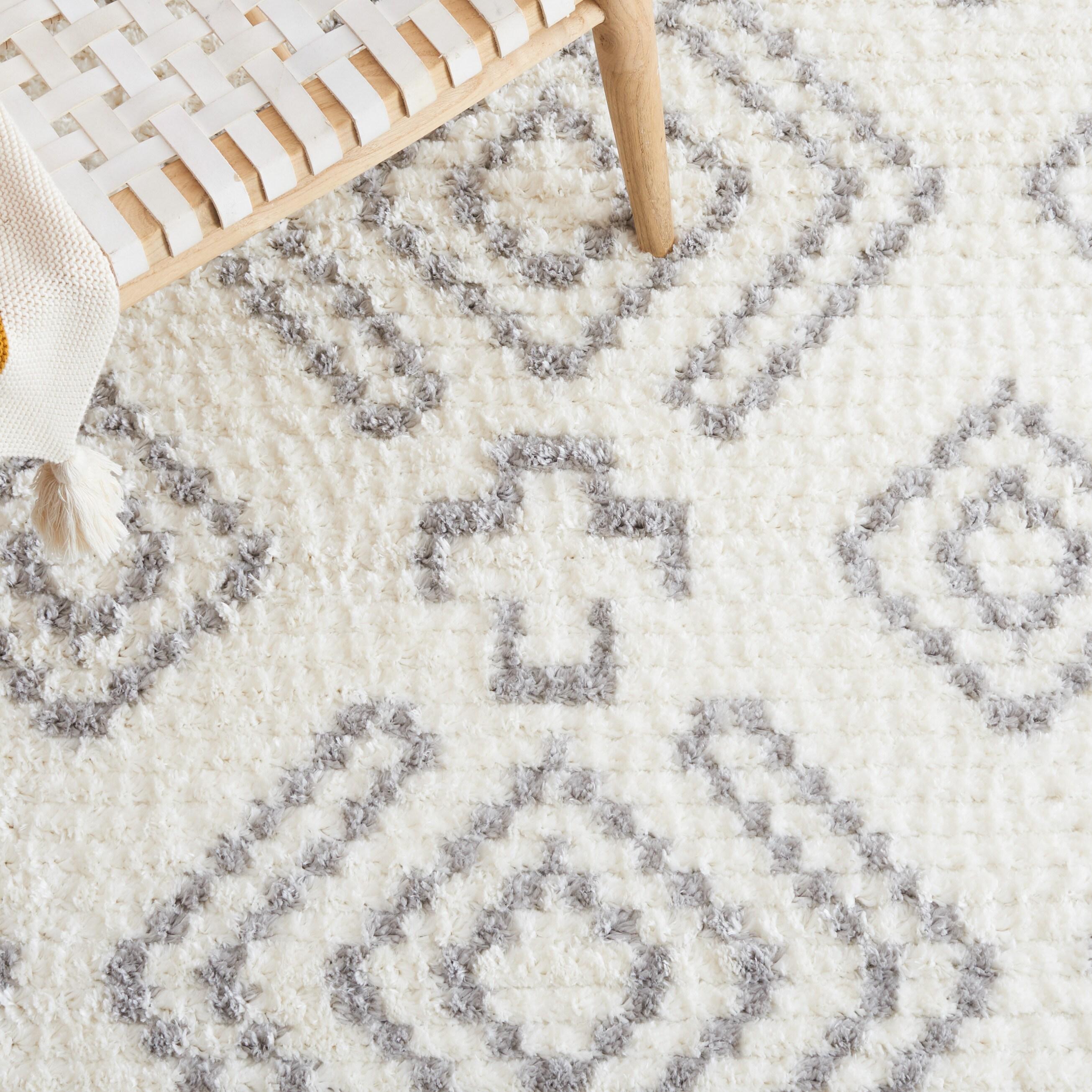 Marrakesh MRK306 Power Loomed Area Rug - Ivory/Gray - 4'5"x6'5" - Safavieh.