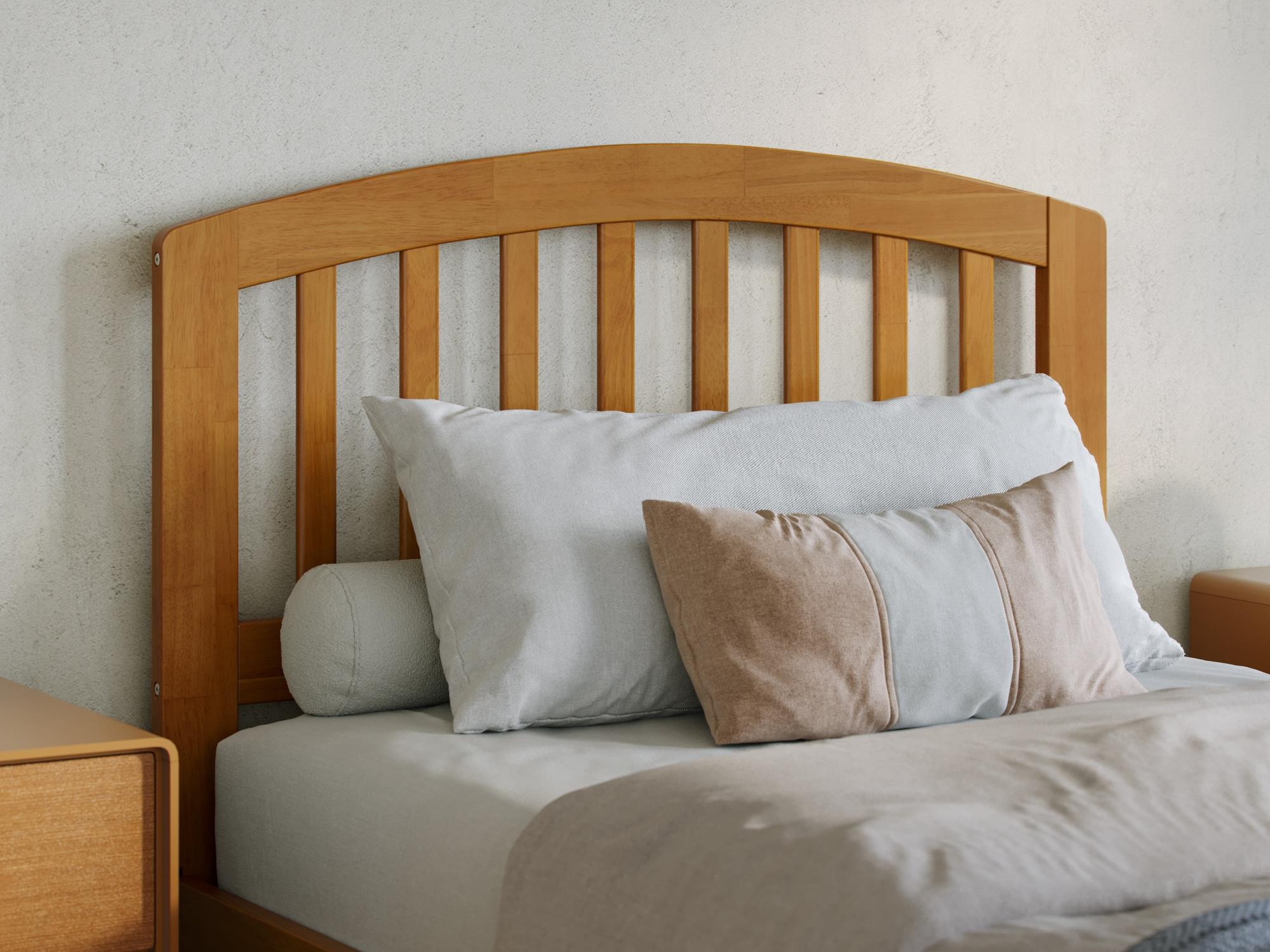 Richmond Solid Wood Platform Bed with Panel Footboard and Trundle