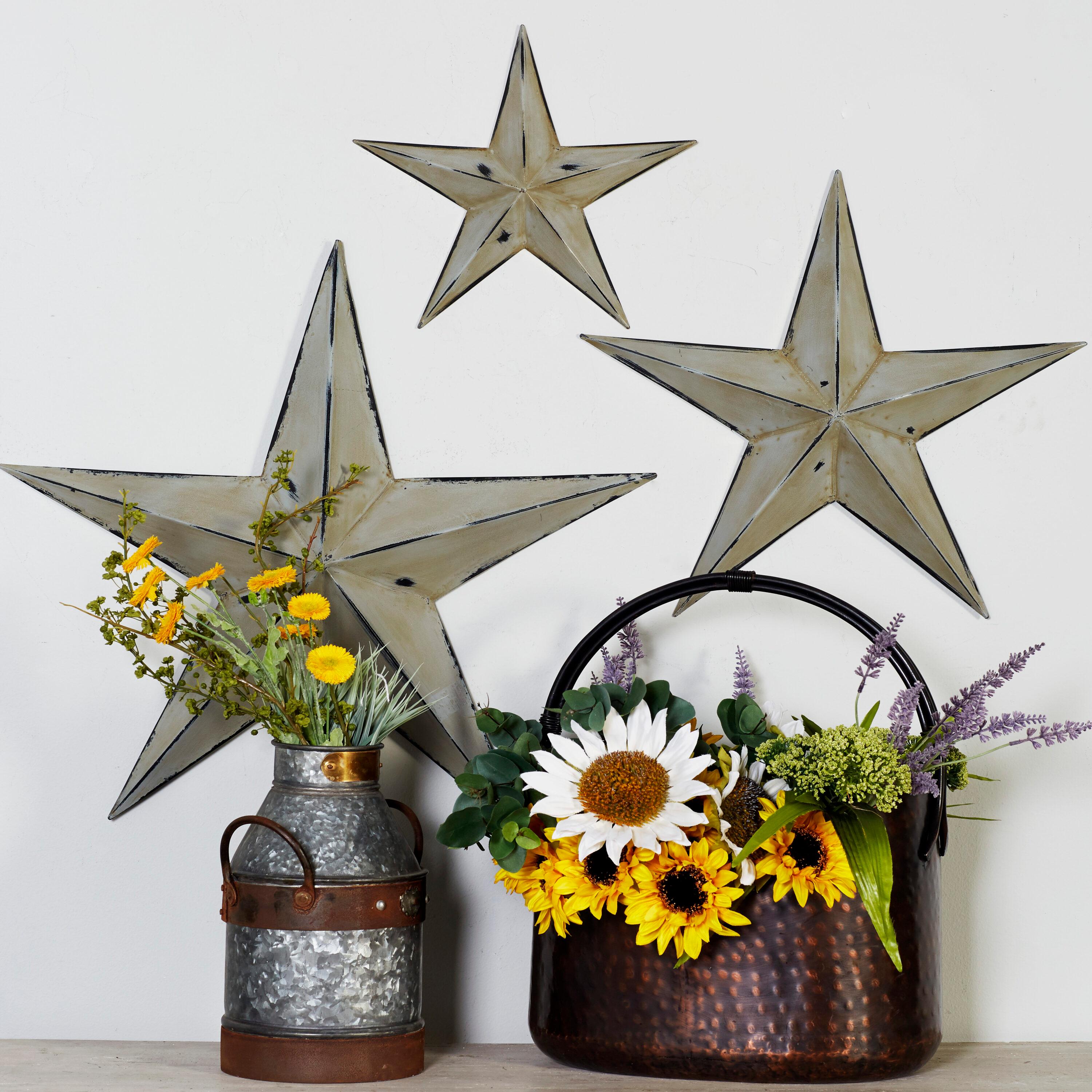 Olivia & May Set of 3 Metal Stars Indoor Outdoor Wall Decors Light Brown : Iron Frame, Farmhouse Style, Vertical Orientation