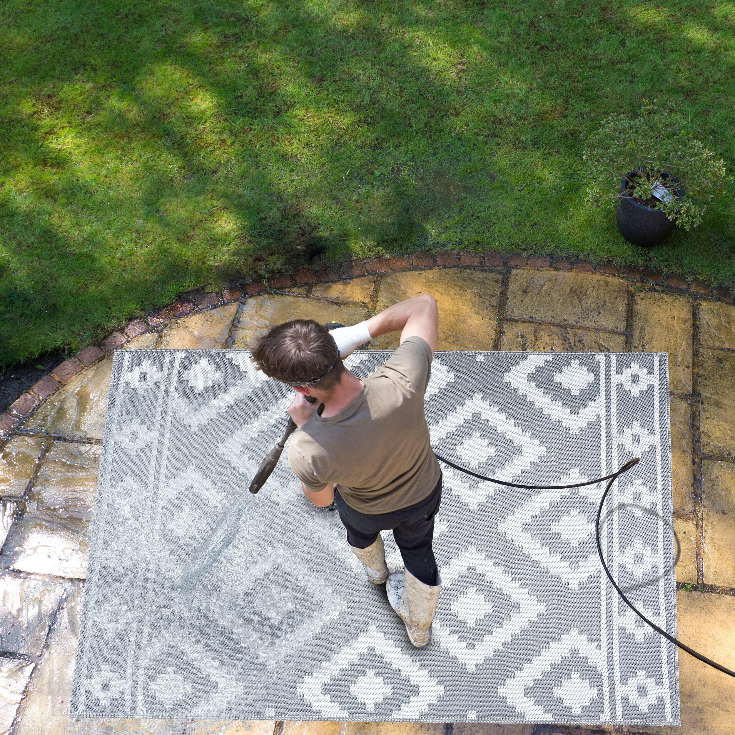 Milan Design 100% Eco-friendly Lightweight Plastic Outdoor Mat/Rug