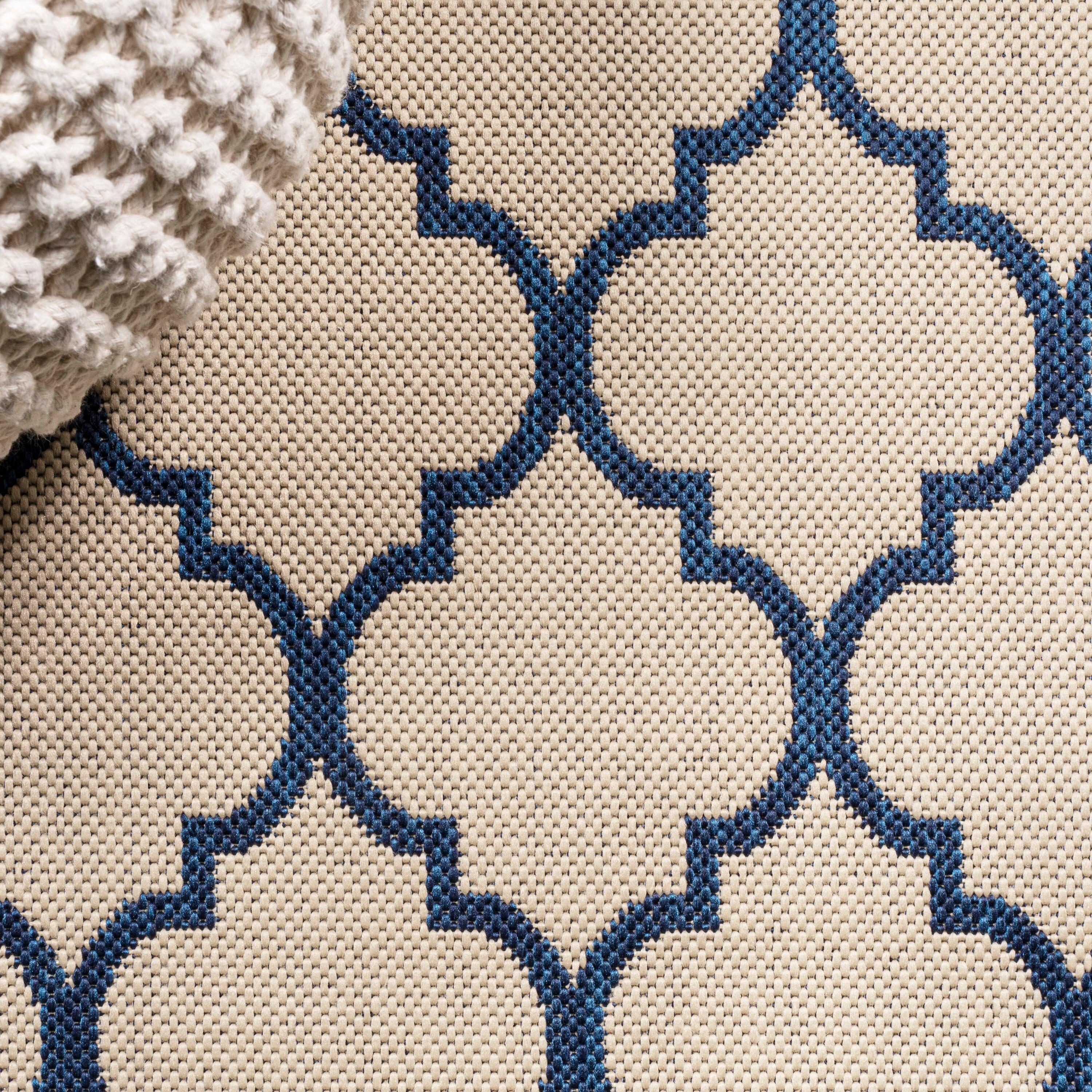 8'x10' Arabesque Ogee Trellis Indoor/Outdoor  Area Rug, Beige/Navy - JONATHAN Y