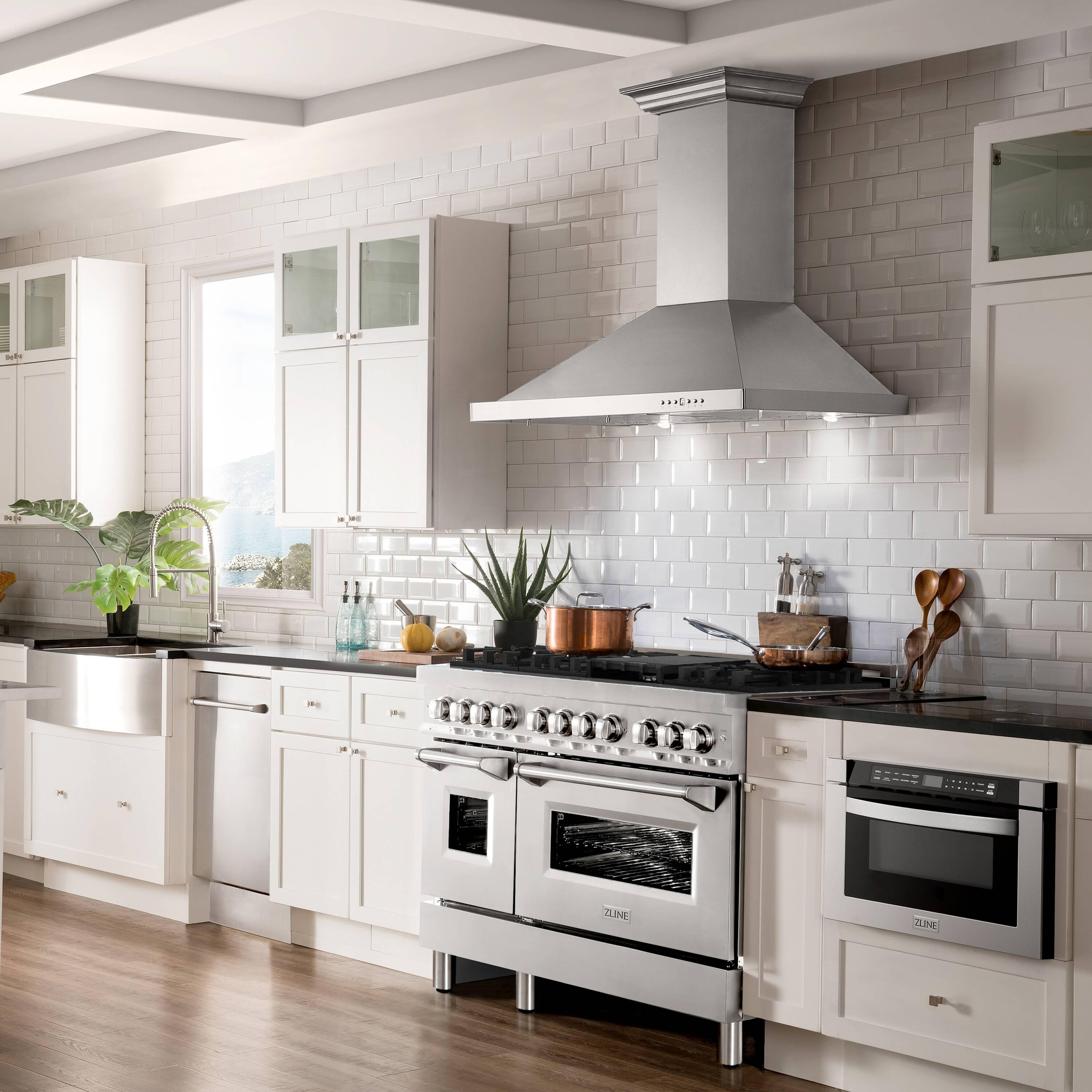 ZLINE 48 in. Legacy Dual Fuel Range w/ 7 Burner Cooktop & 2 Ovens w/ Doors