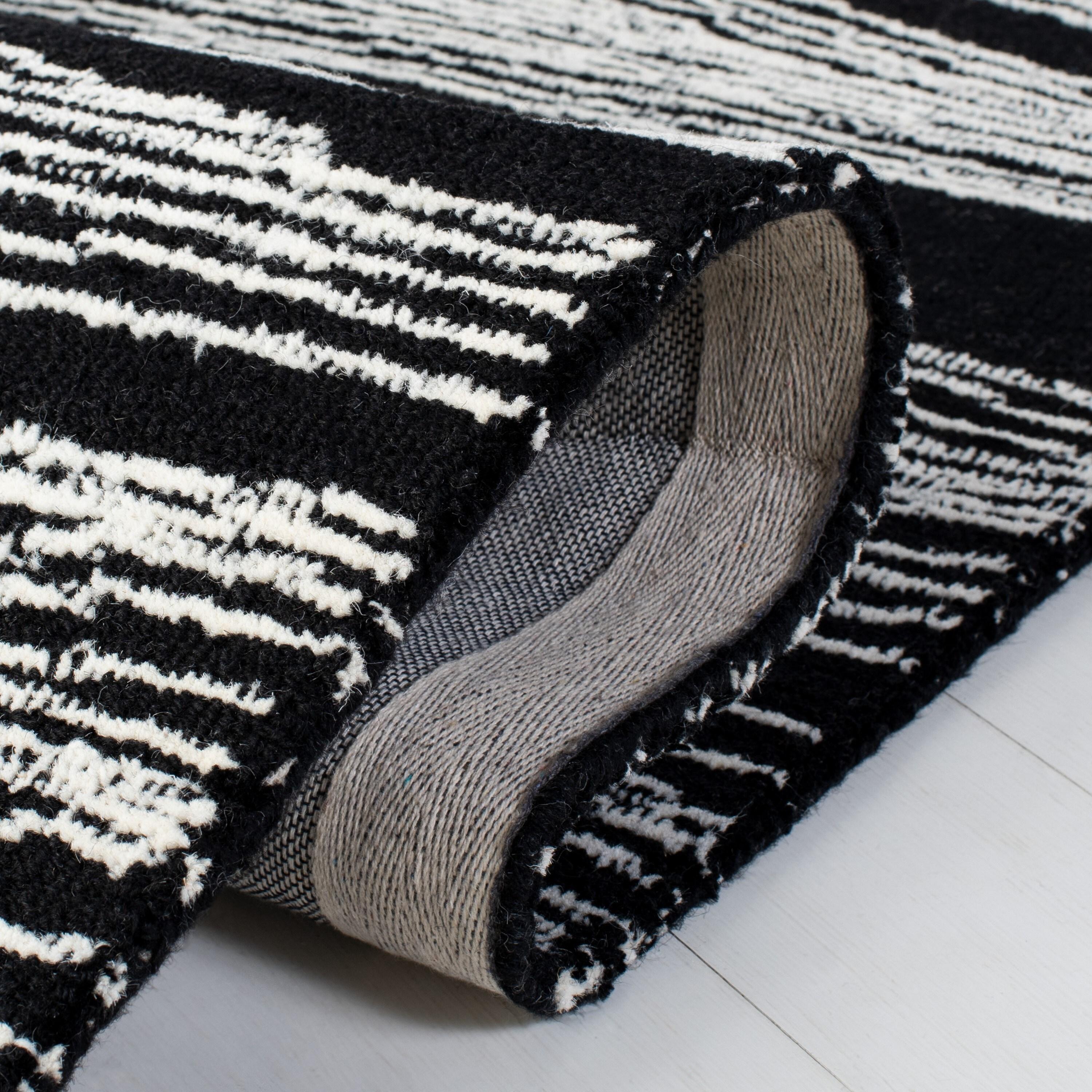 SAFAVIEH Metro Bridget Abstract Area Rug, Black/Ivory, 4' x 6'