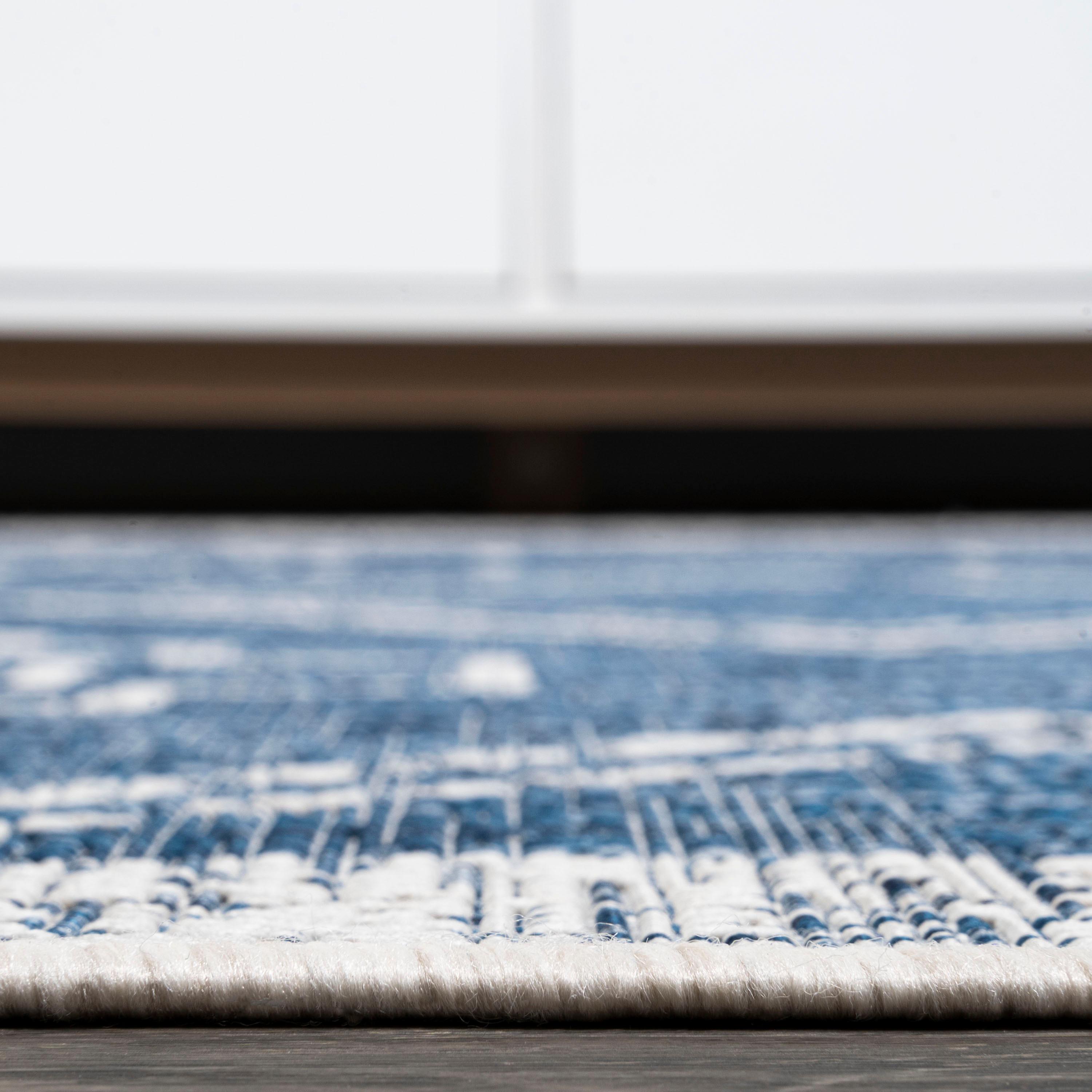 3'x5' Marokko Diamond  Medallion Indoor/Outdoor Area Rug, Blue/Ivory - JONATHAN Y