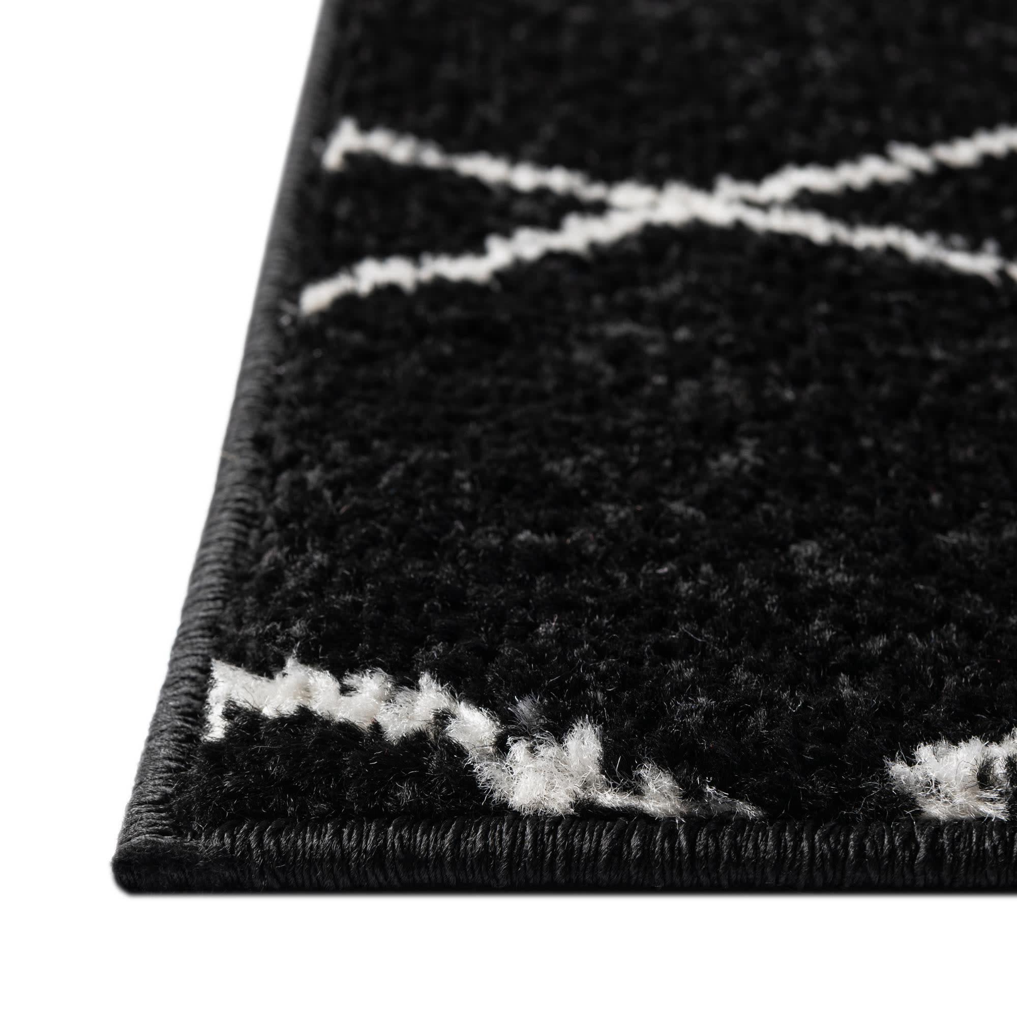 Unique Loom 7' 0 x 10' 0 Trellis Frieze Geometric Black Area Rug