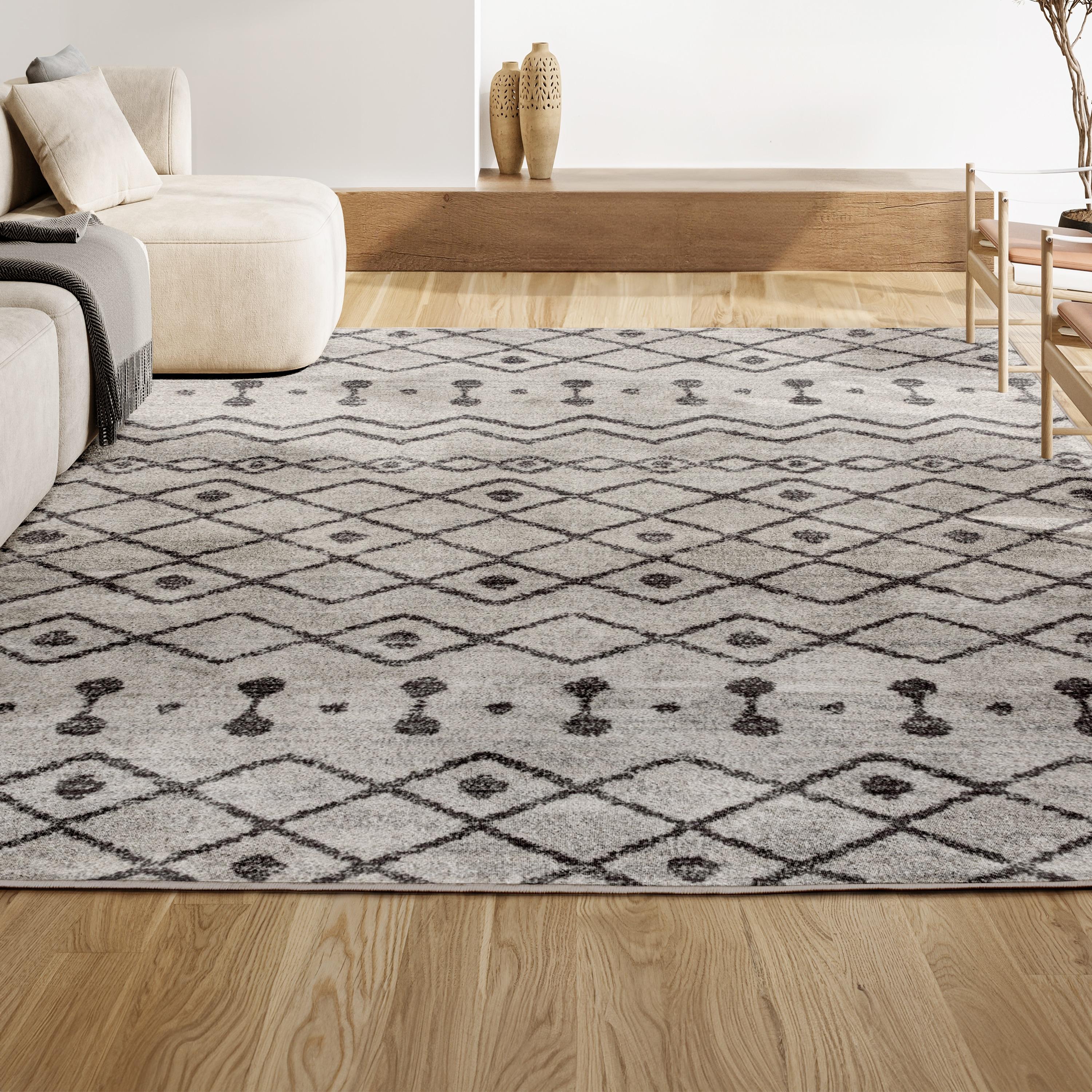 Aksil Moroccan Gray and Cream Geometric Area Rug, 5 ft x 8 ft