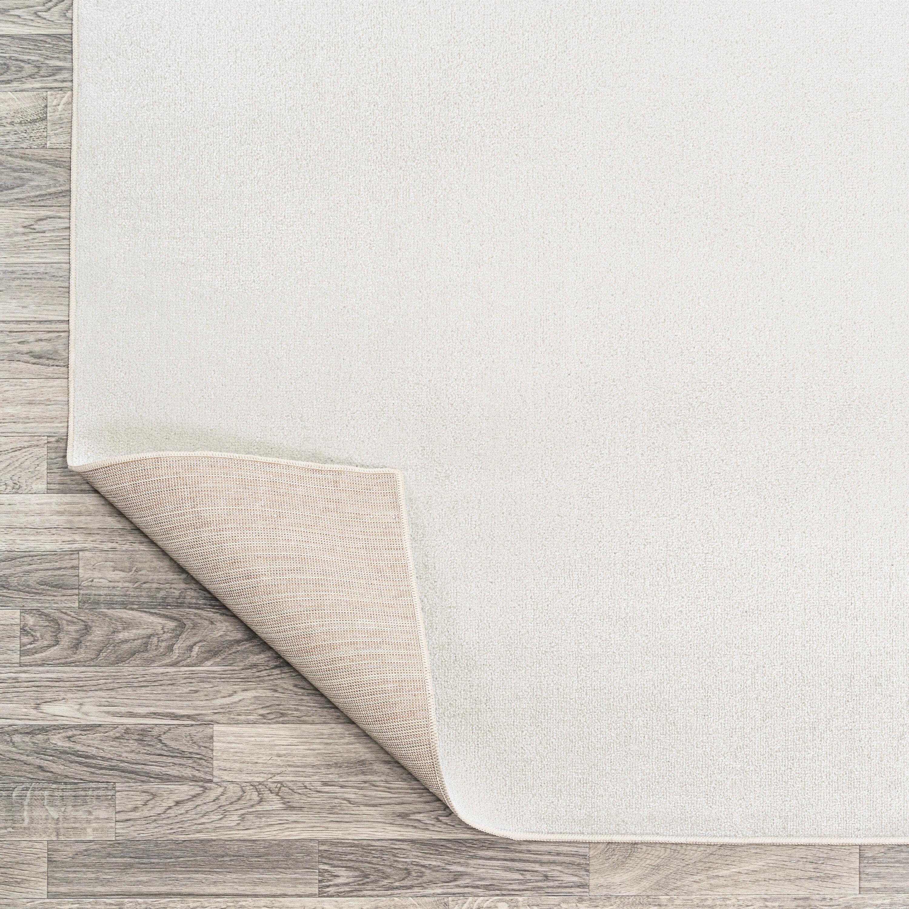 JONATHAN Y Twyla Classic Solid Low-Pile Machine-Washable Cream 4 ft. x 6 ft. Area Rug