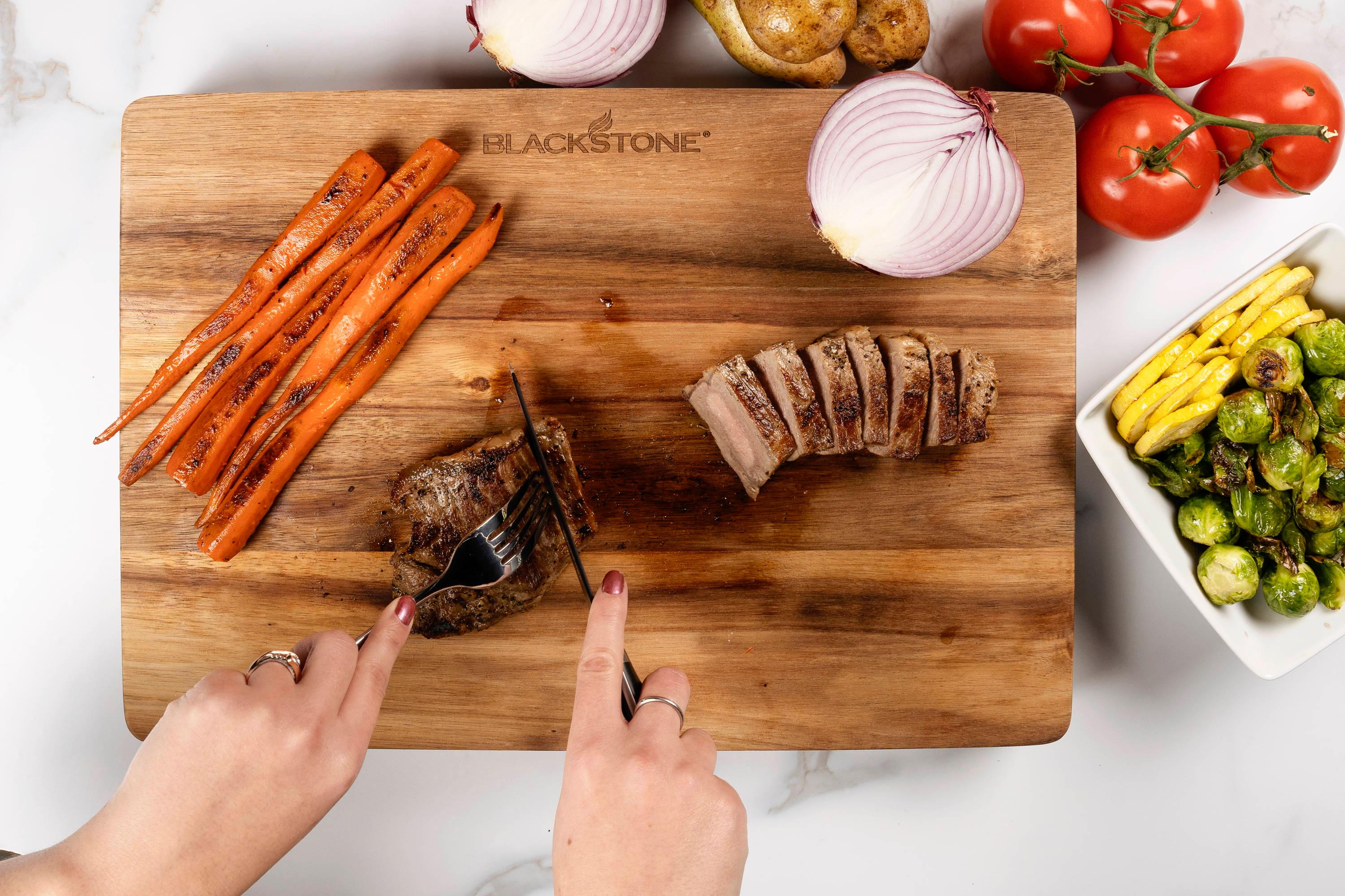 Blackstone Griddle Essentials  4 Piece Steak Knife Set