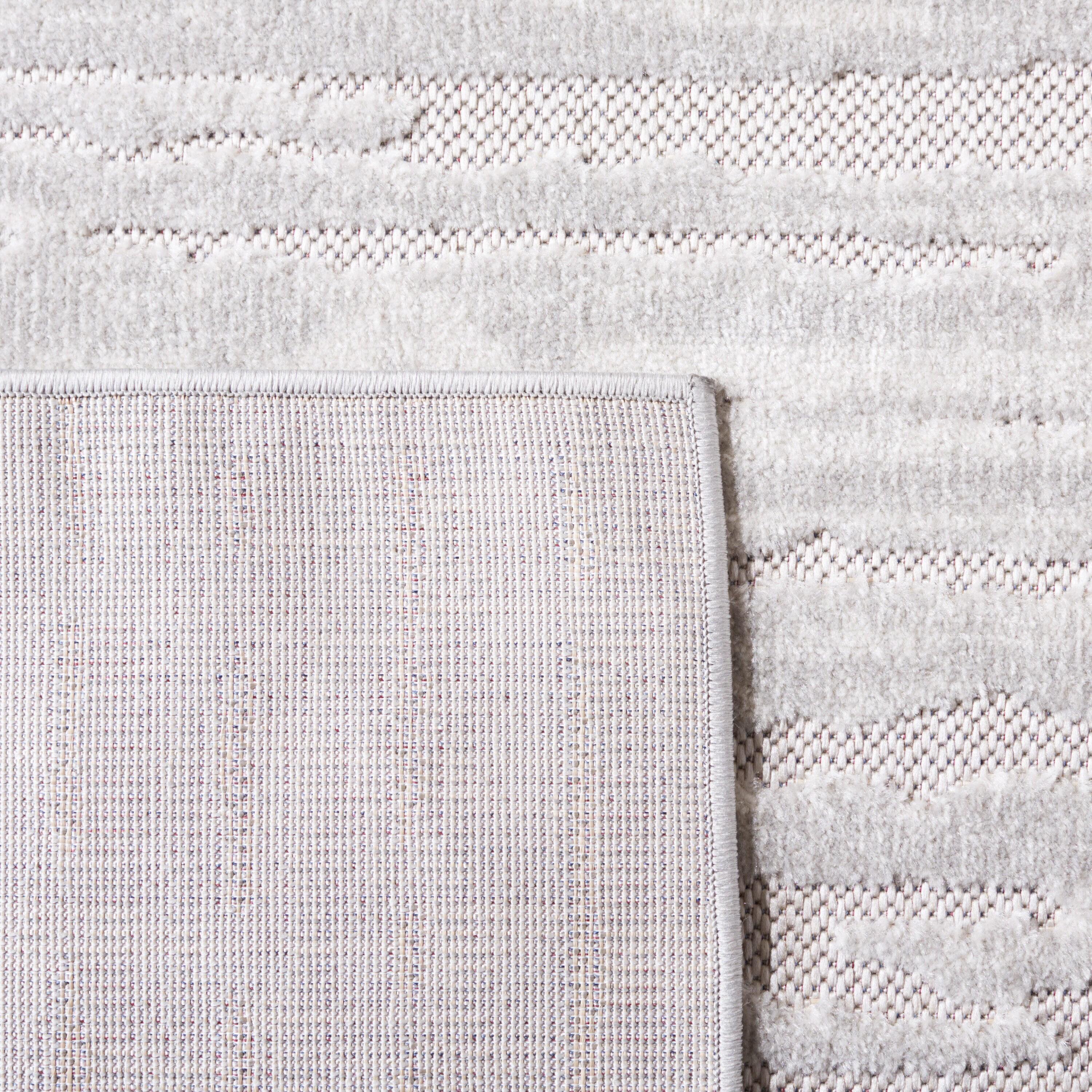 SAFAVIEH Cabana Maisy Indoor/Outdoor Area Rug, Grey/Ivory, 4' x 6'