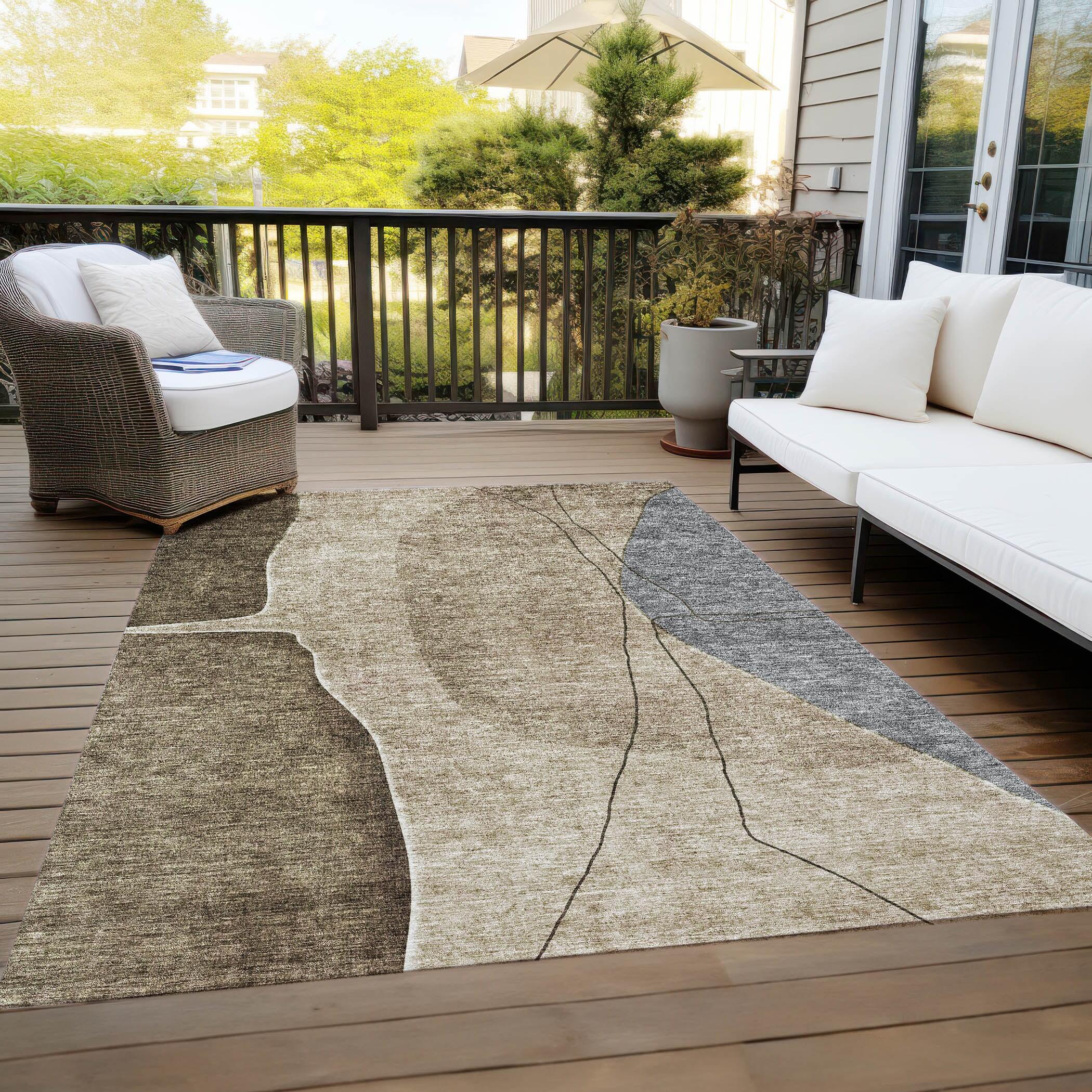 Brown and Gray Synthetic Flat Woven Rectangular Rug 5' x 7'