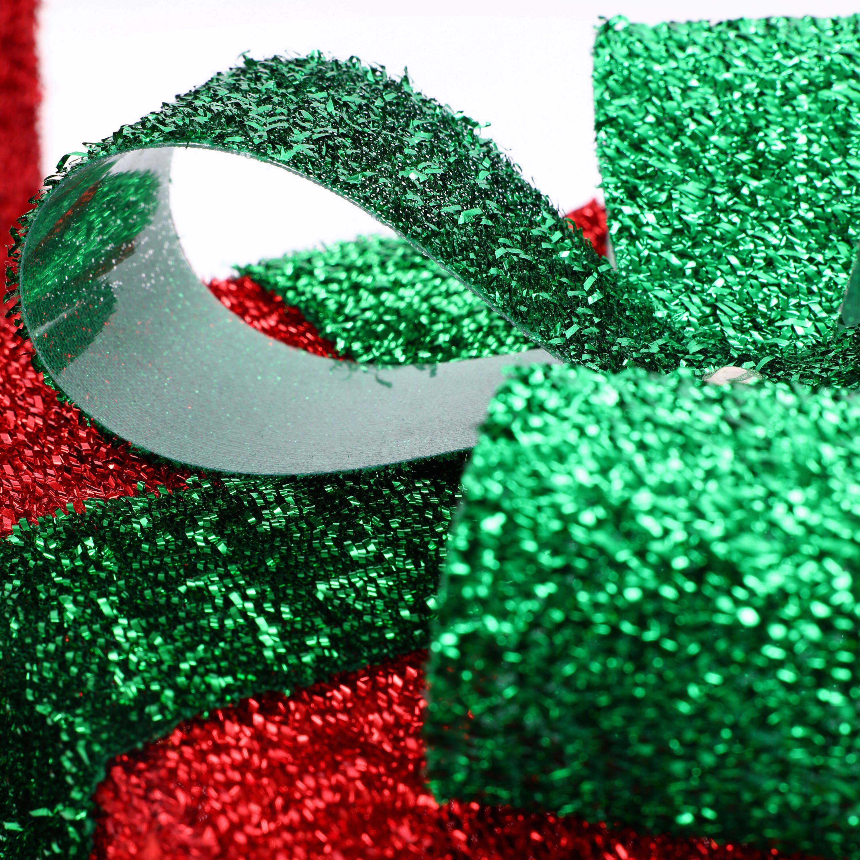 LuxenHome Set of 3 Red and Green Presents with Bows Lighted LED Indoor Outdoor Holiday Decoration