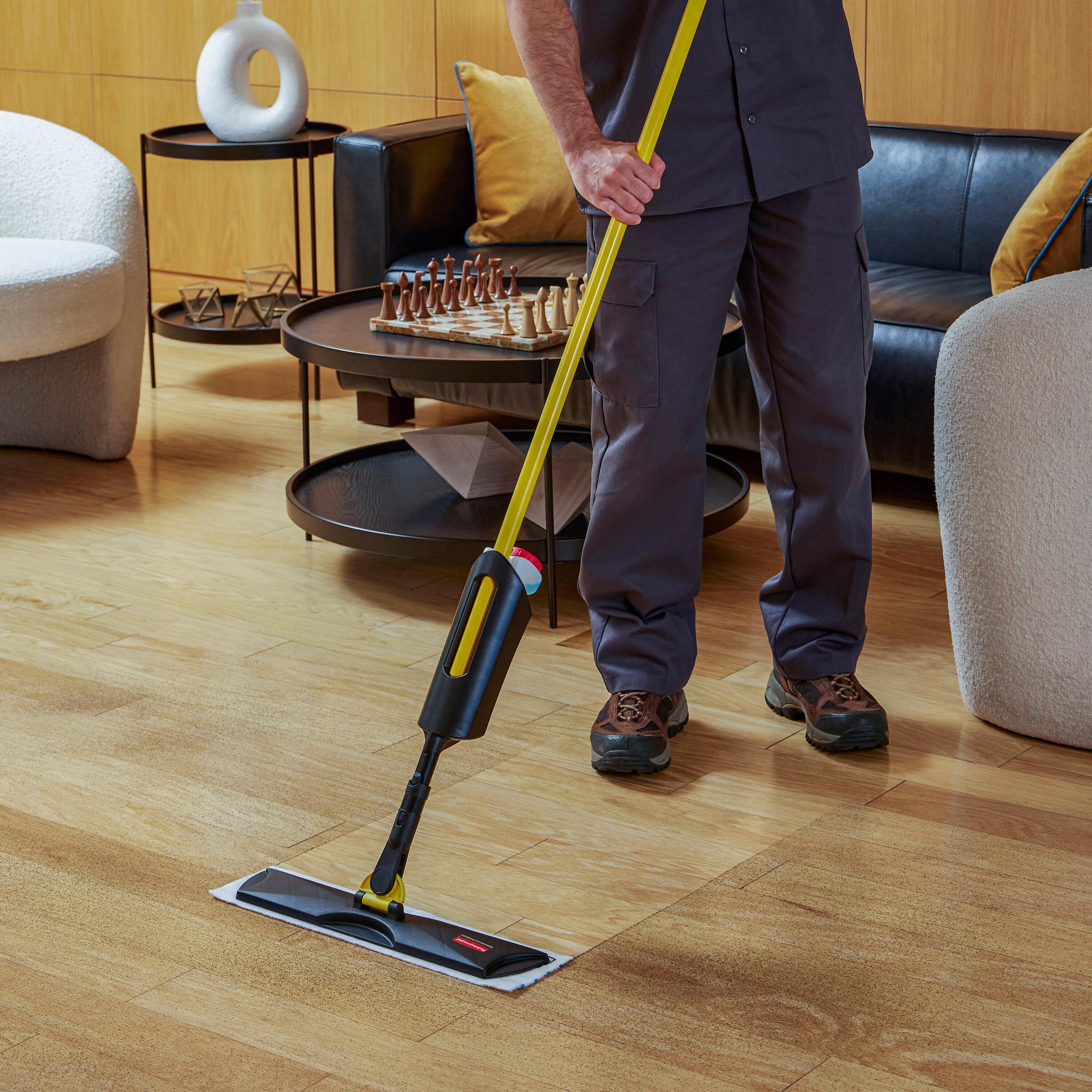 Rubbermaid Commercial Products Disposable Microfiber Pads, 8-Pack (Pads Only)