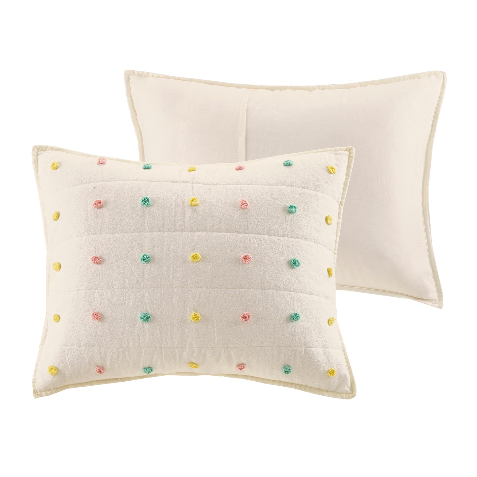 Intelligent Design Kids Callie Pom Pom Cotton Jacquard Quilt Set with Throw Pillows