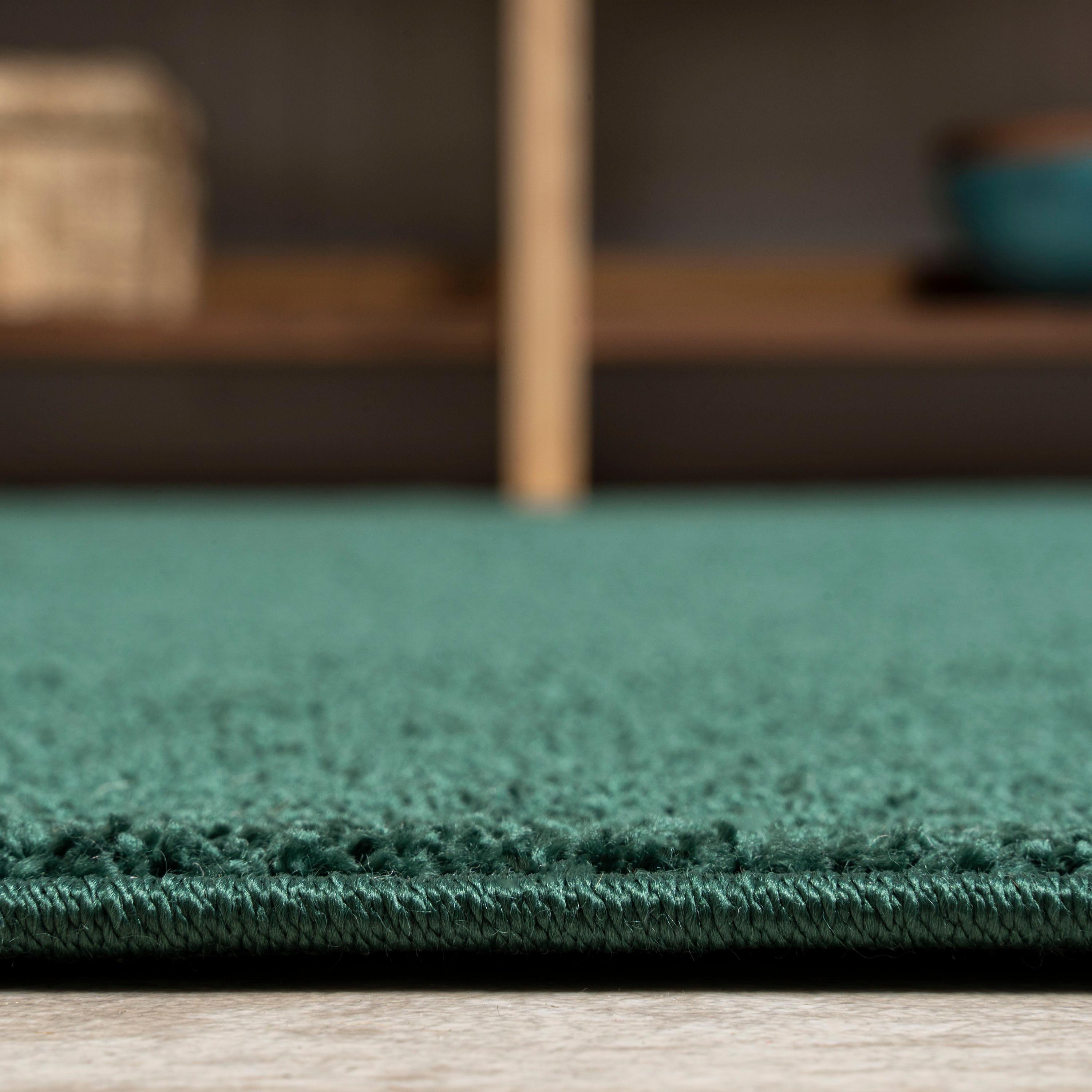 Haze Solid Low-Pile Emerald 10 ft. x 14 ft. Area rug -JONATHAN Y