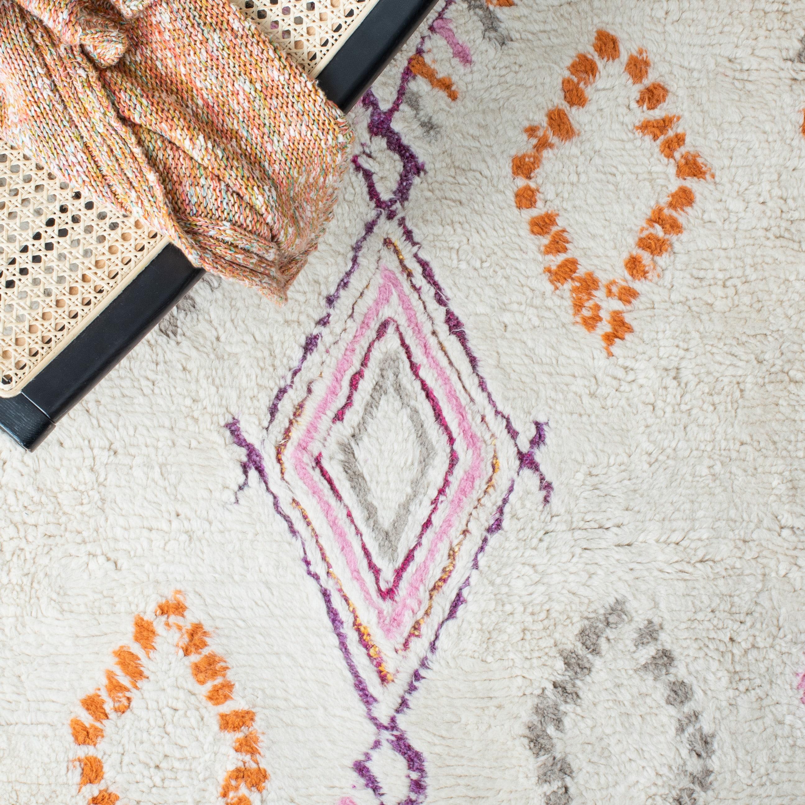 SAFAVIEH Casablanca Tiana Southwestern Shag Area Rug, Ivory/Multi, 8' x 10'