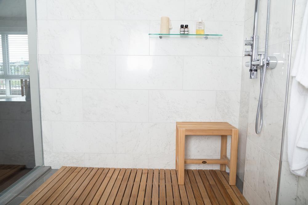 ARB Teak & Specialties BEN531 Spa Teak Shower Bench 18 In.