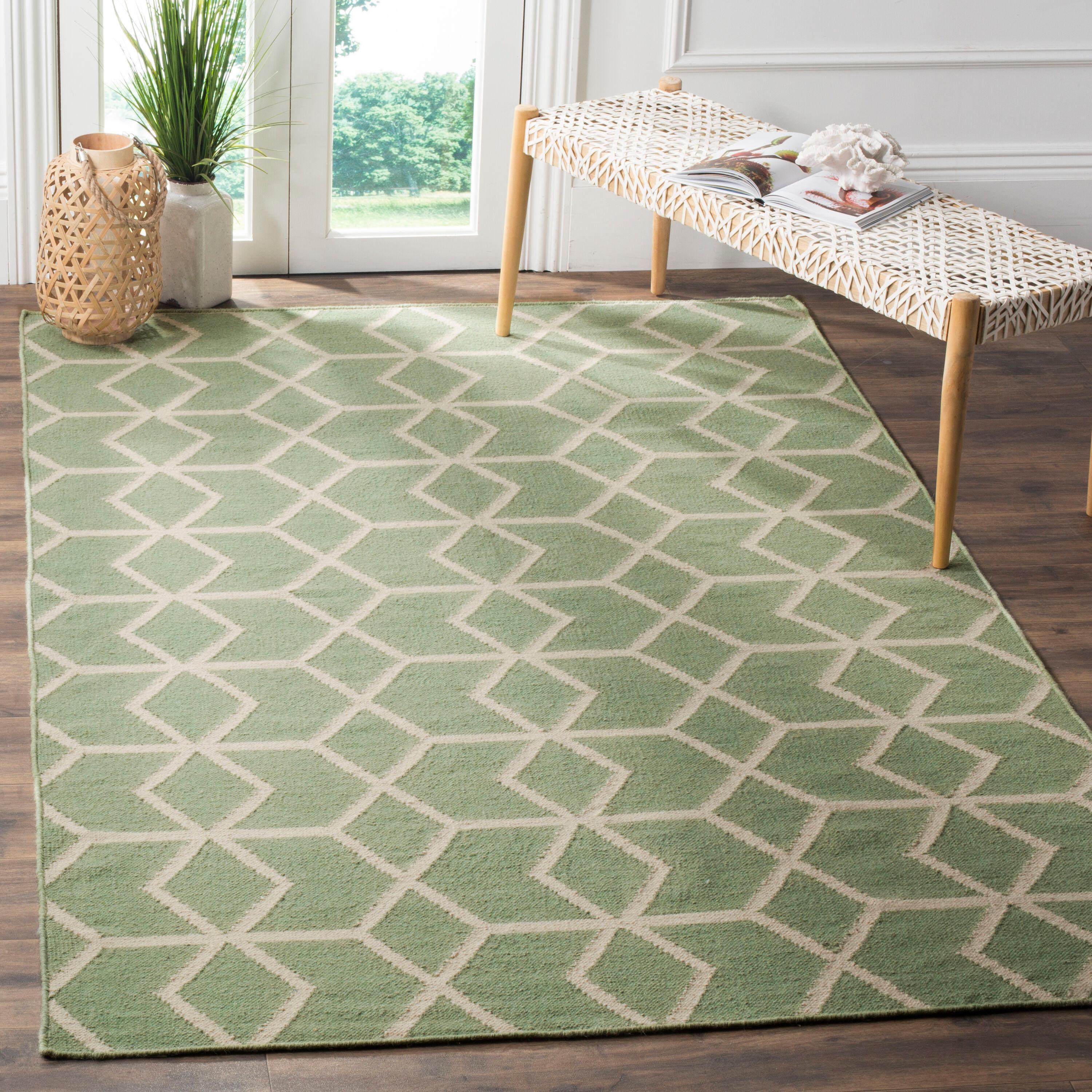 SAFAVIEH Dhurrie Addison Geometric Moroccan Wool Area Rug, Sage/Ivory, 4' x 6'