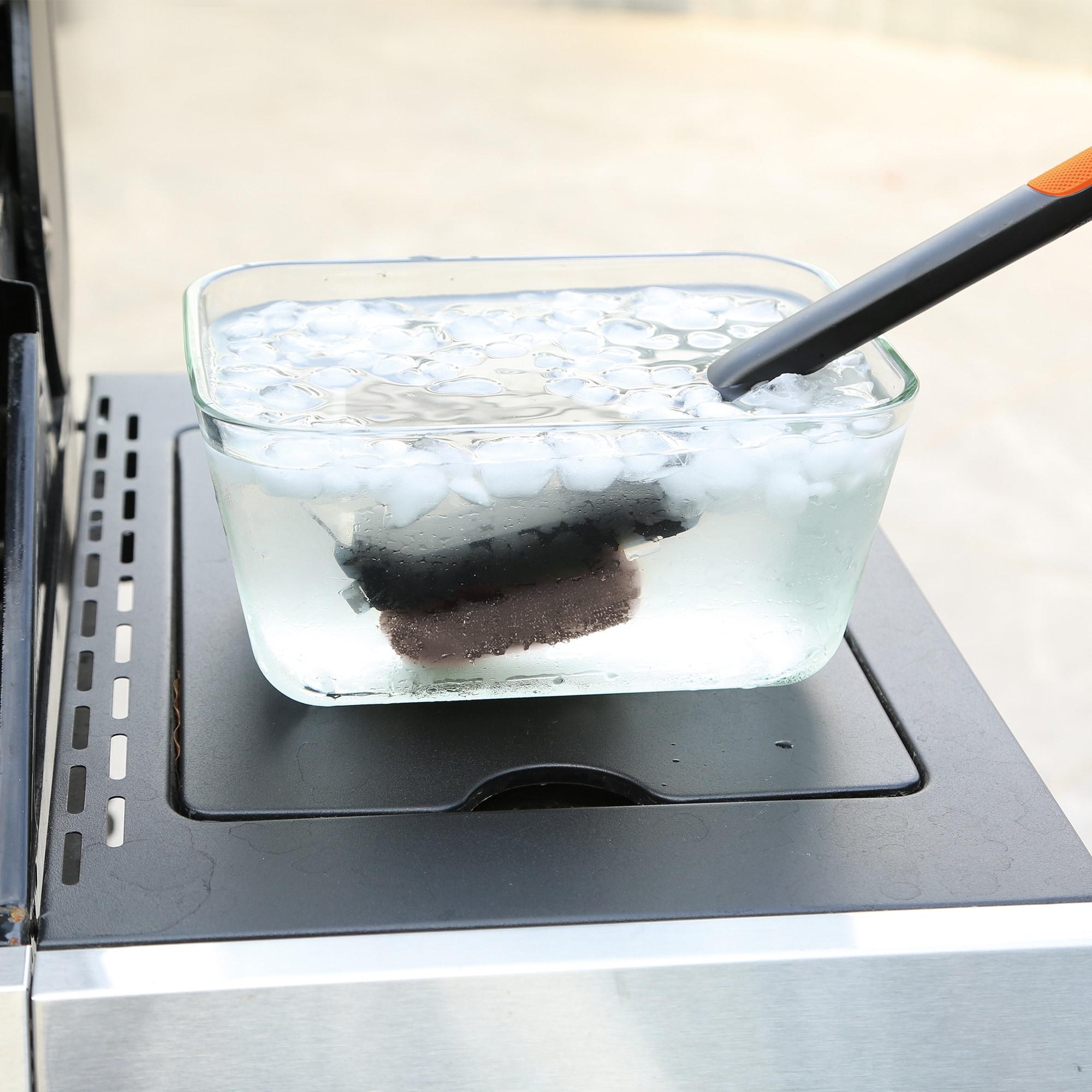 Scrub Daddy BBQ Grill Cleaning Brush Black