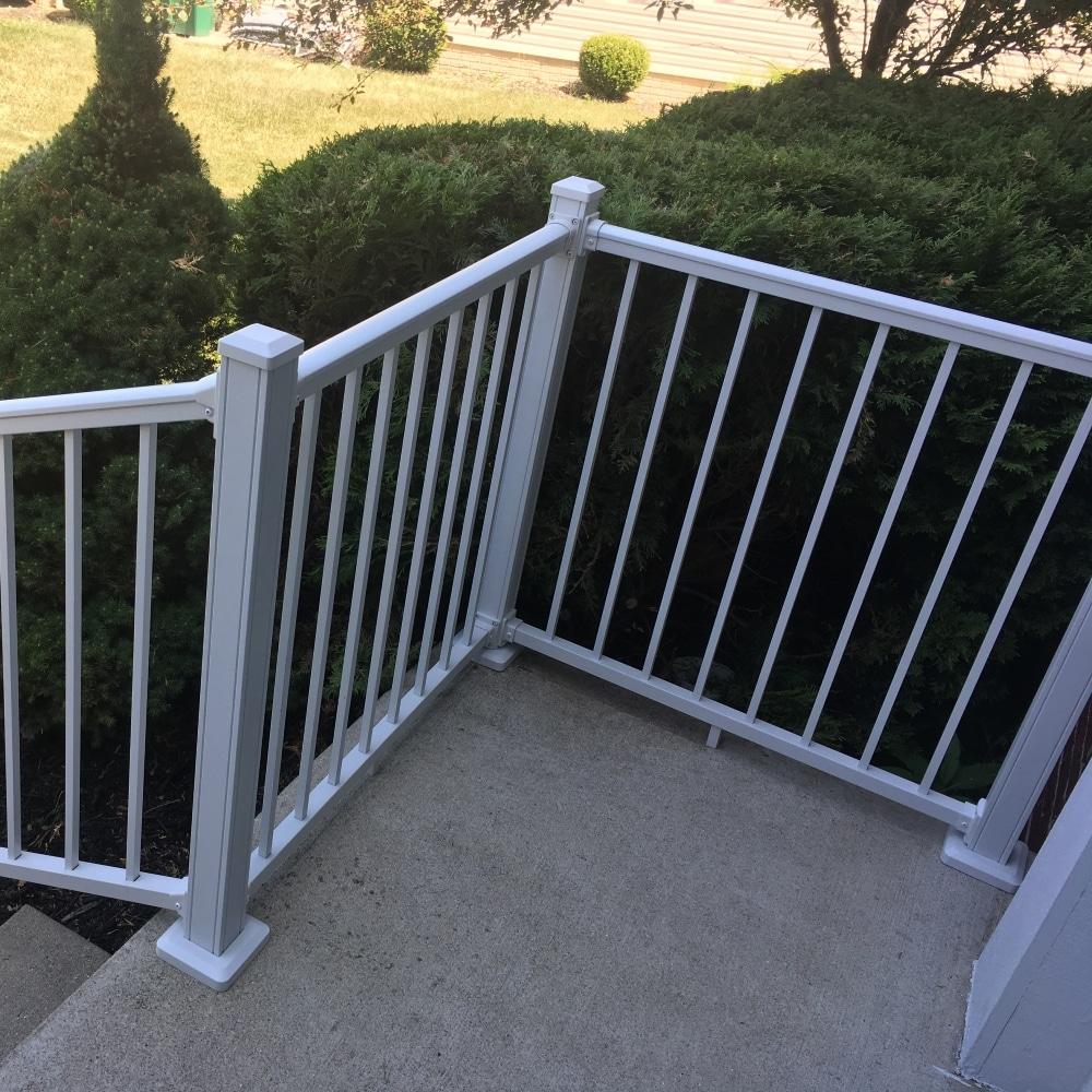 Weatherables Stanford 6-ft x 36-in Textured White Aluminum Deck Stair Rail Kit