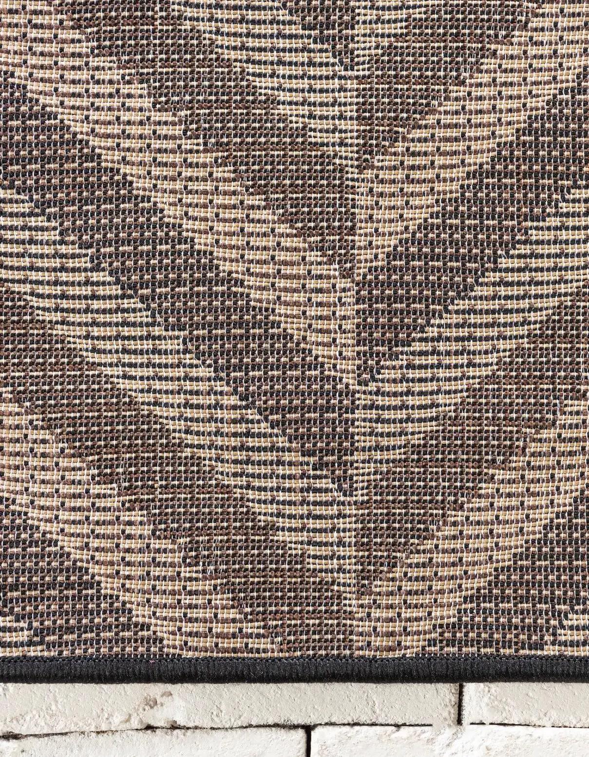 Unique Loom 2' 2 x 6' 0 Runner Brown Outdoor Modern Chevron Area Rug