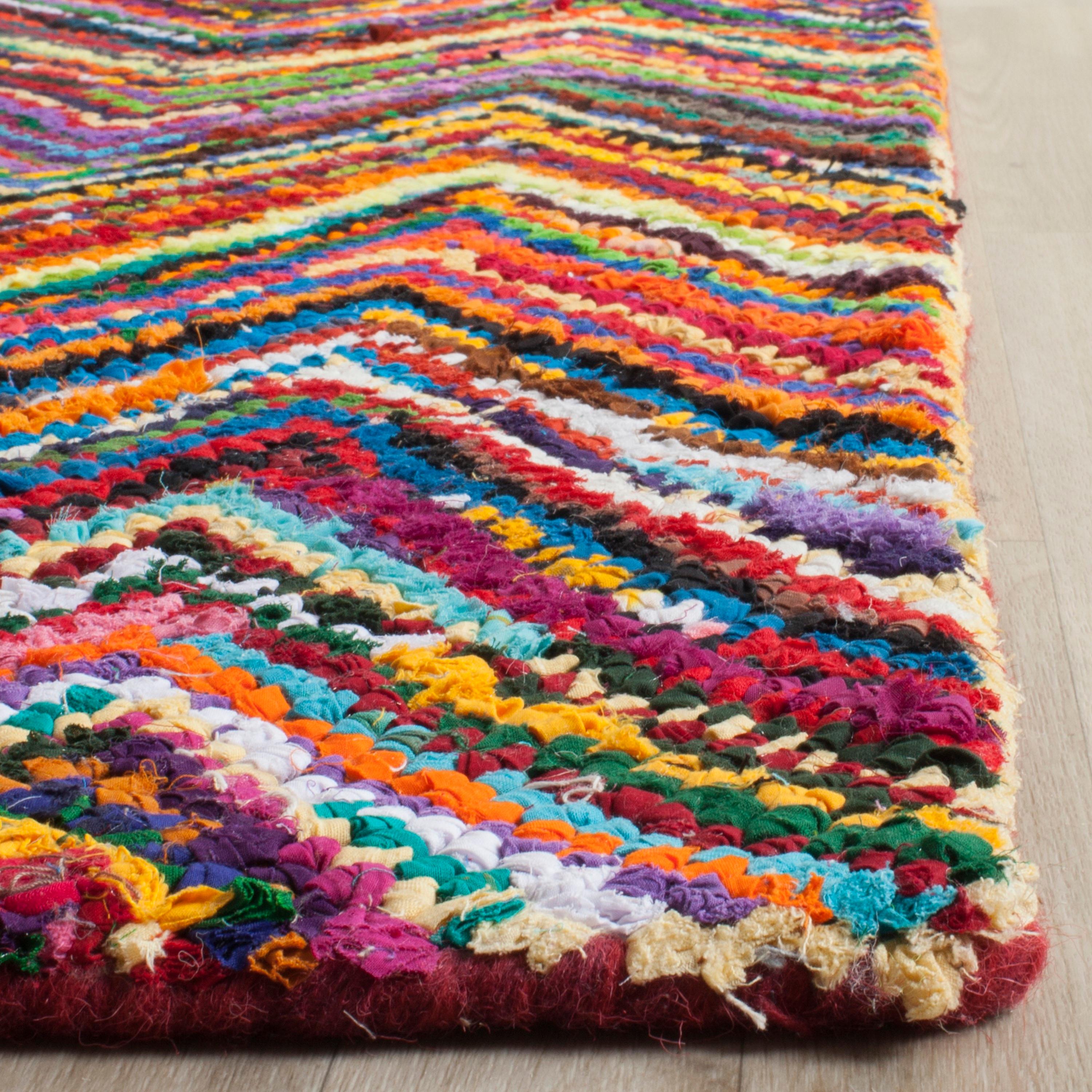 SAFAVIEH Nantucket NAN141A Handmade Pink / Multi Rug