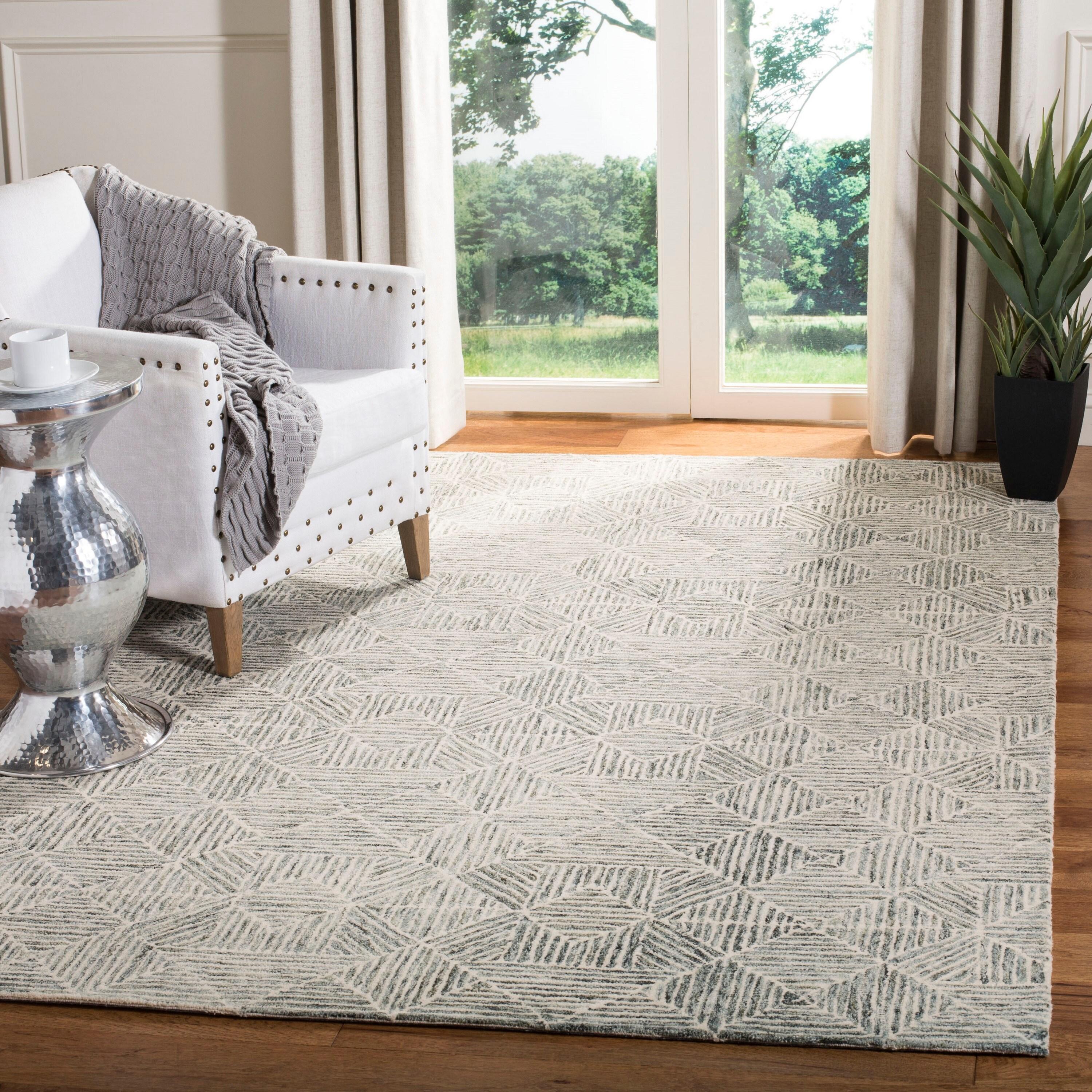 Abstract ABT763 Handmade Indoor Accent Rug - Green/Ivory - 2'-3"x4' - Safavieh