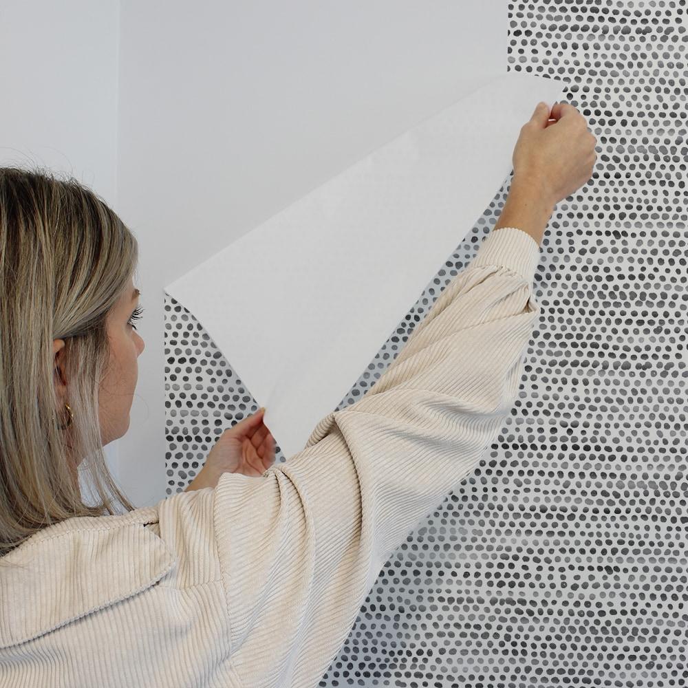 Tempaper & Co. Moire Dots Removable Peel and Stick Wallpaper, Black and White, 28 sq ft: Modern Vinyl, Self-Adhesive, Washable