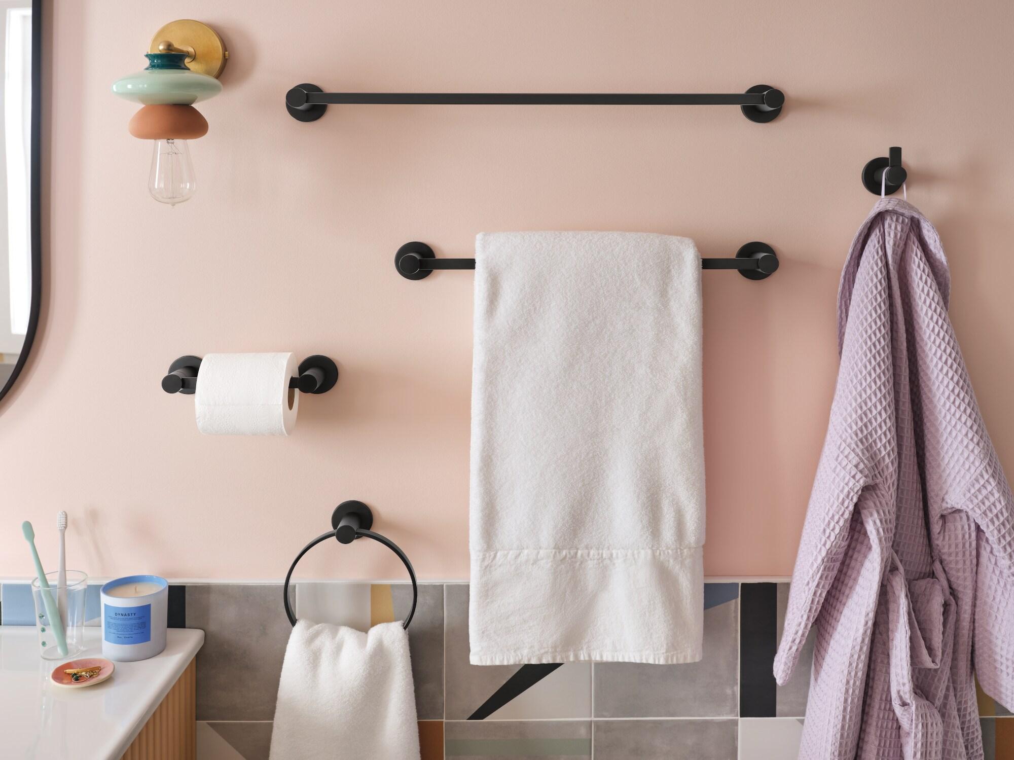 Preston 18" Wall Mounted Towel Bar