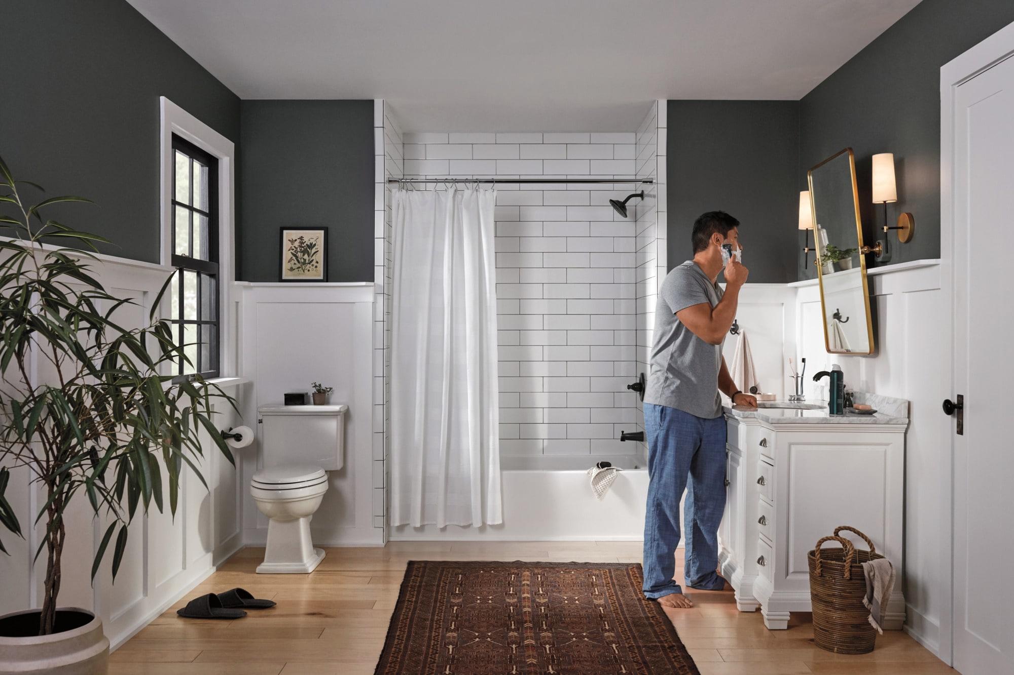 Elmhurst Widespread 2-handle Bathroom Faucet with Drain Assembly