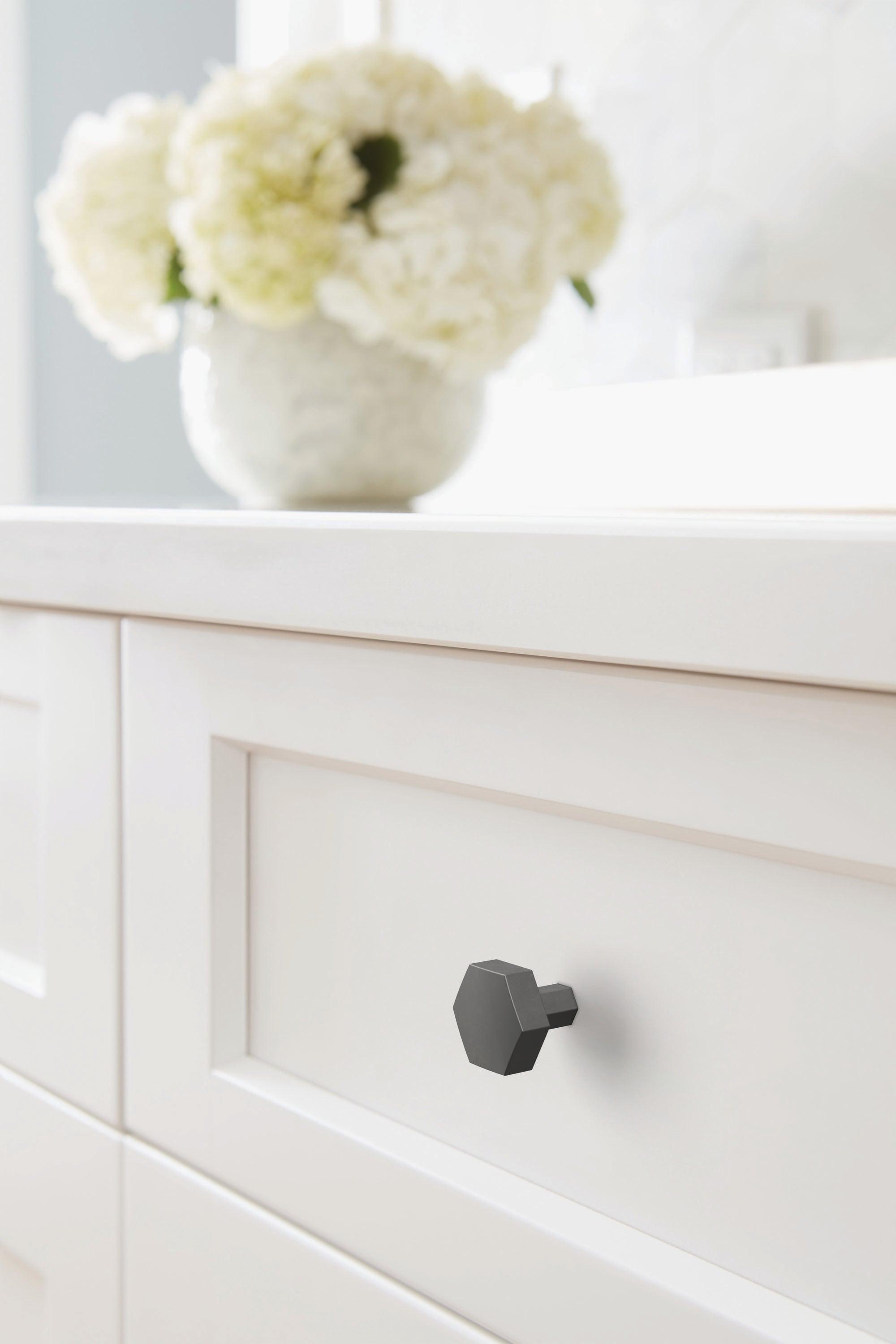 Caliber 1 1/4" Diameter Geometric Knob