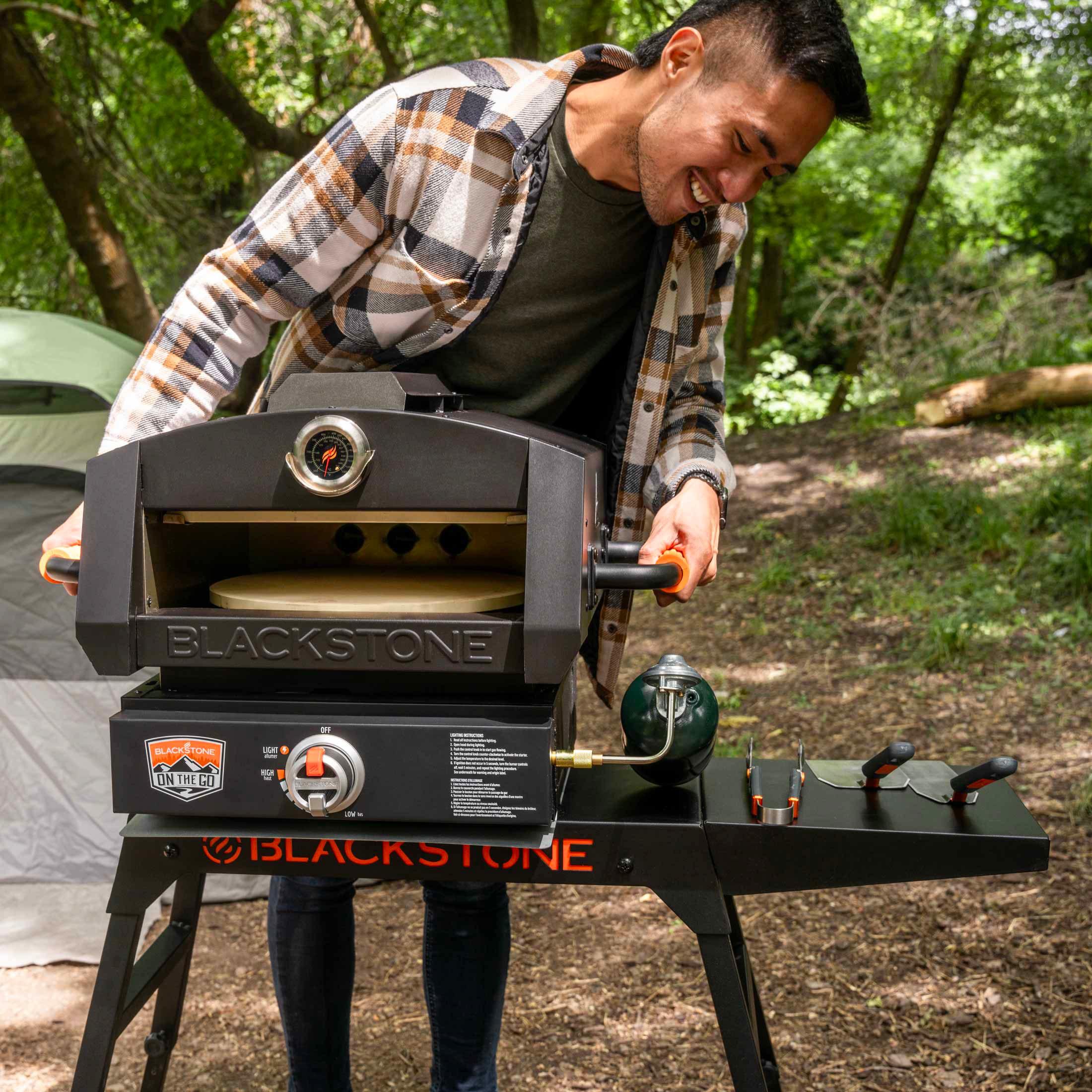 Blackstone On The Go Blackstone 17" Pizza Oven Conversion Kit