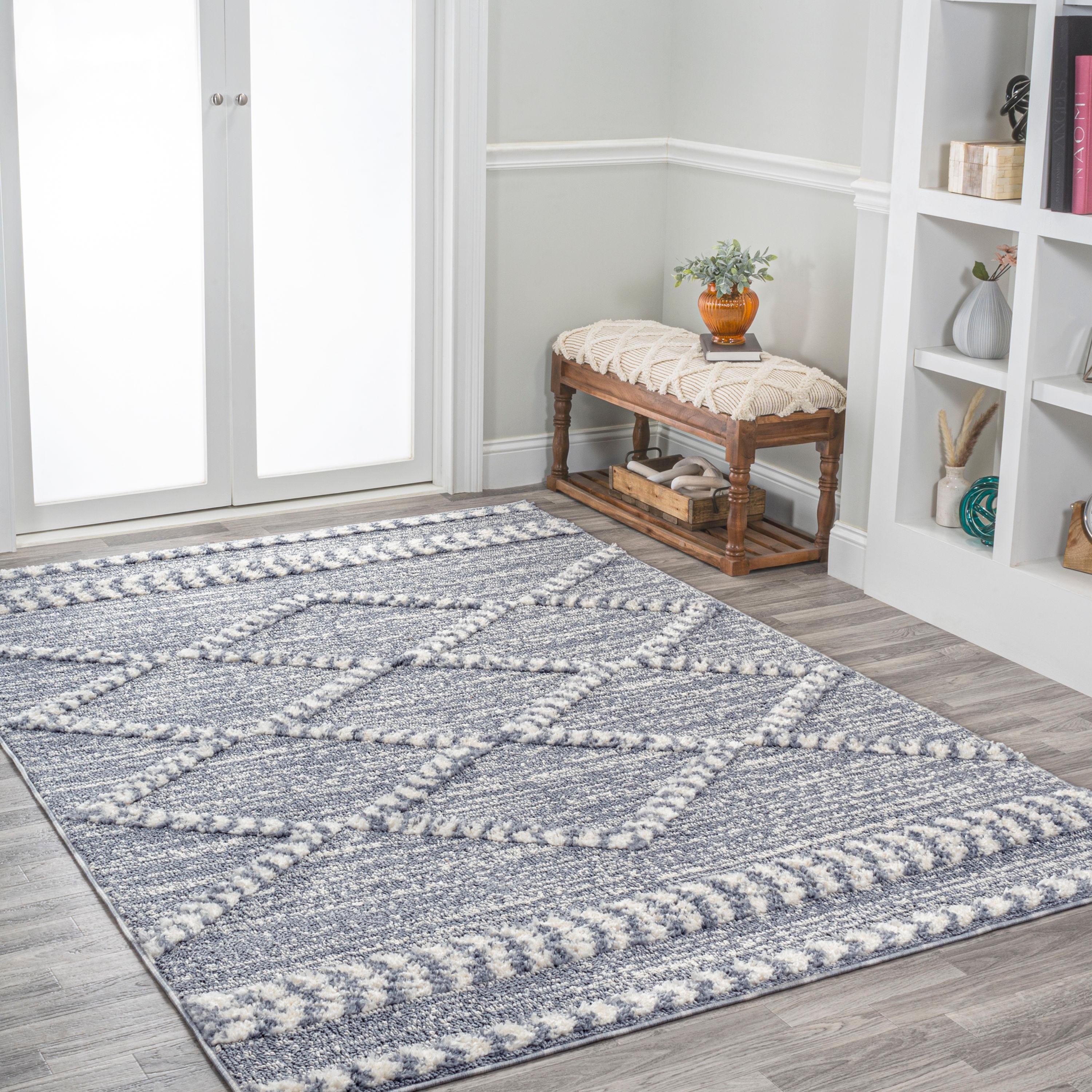 4' x 6' Sofie Moroccan Trellis High-Low Area Rug, Gray/Cream - JONATHAN Y
