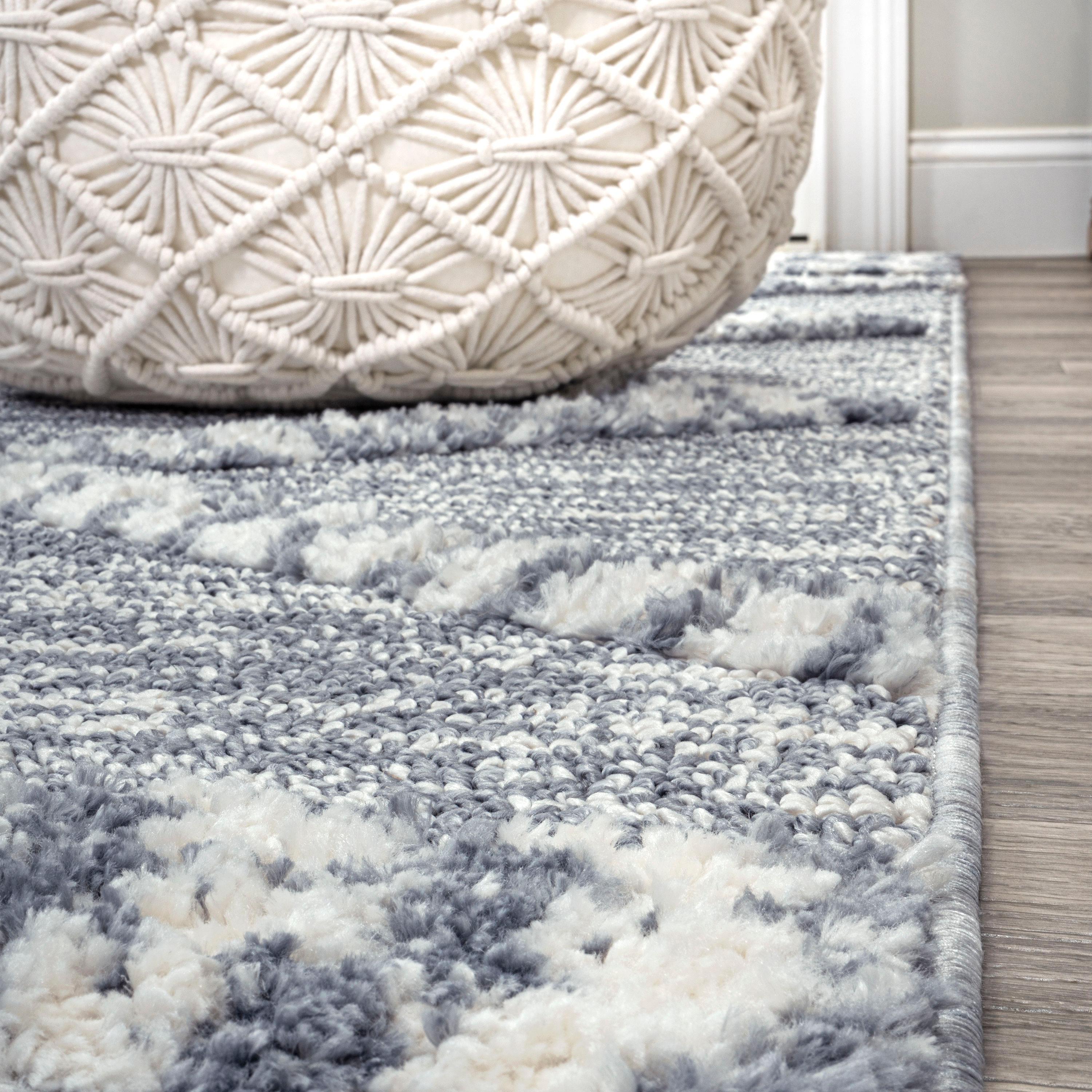 4' x 6' Sofie Moroccan Trellis High-Low Area Rug, Gray/Cream - JONATHAN Y