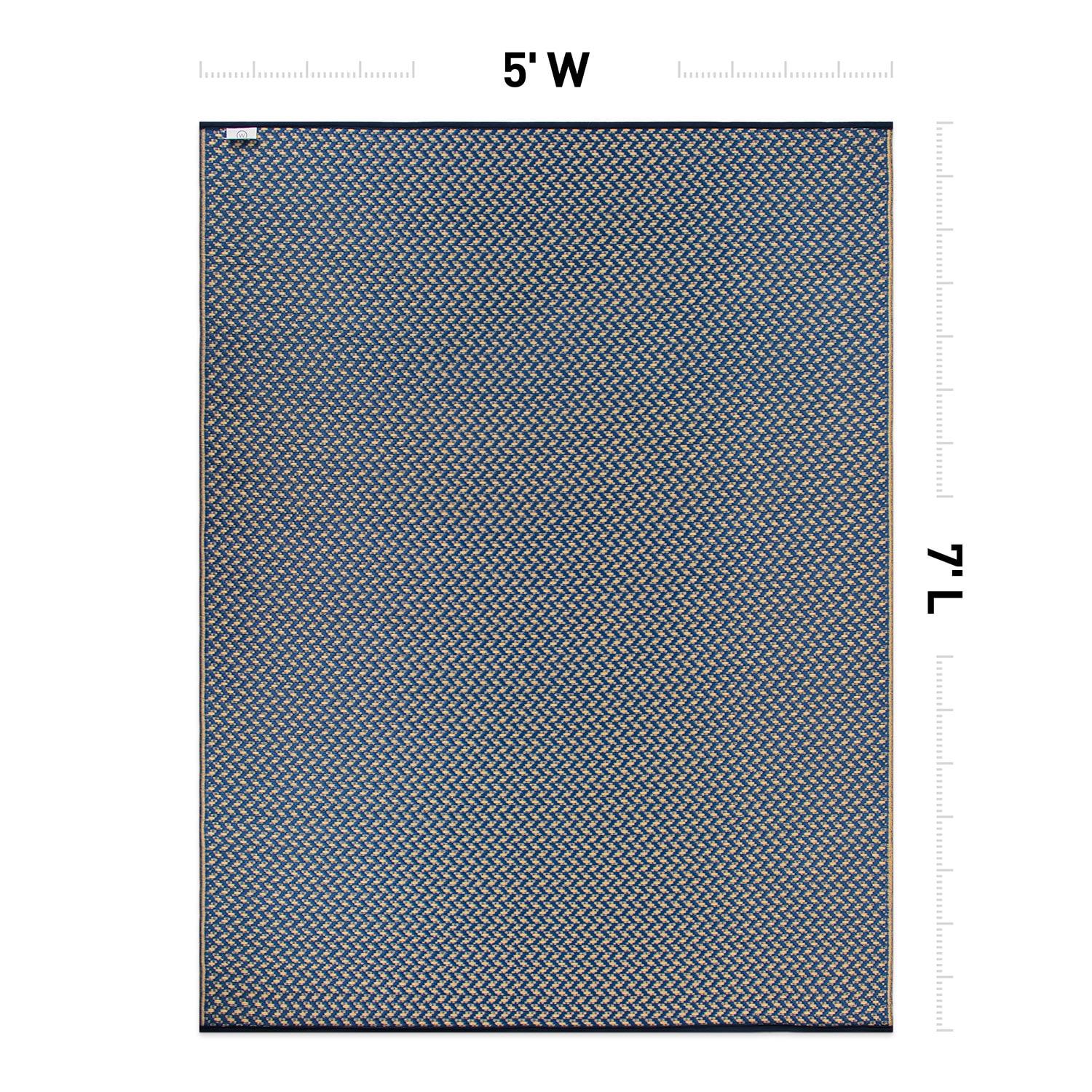 World Rug Gallery Contemporay Solid Reversible Plastic Indoor and Outdoor Rugs - NAVY 5' X 7'