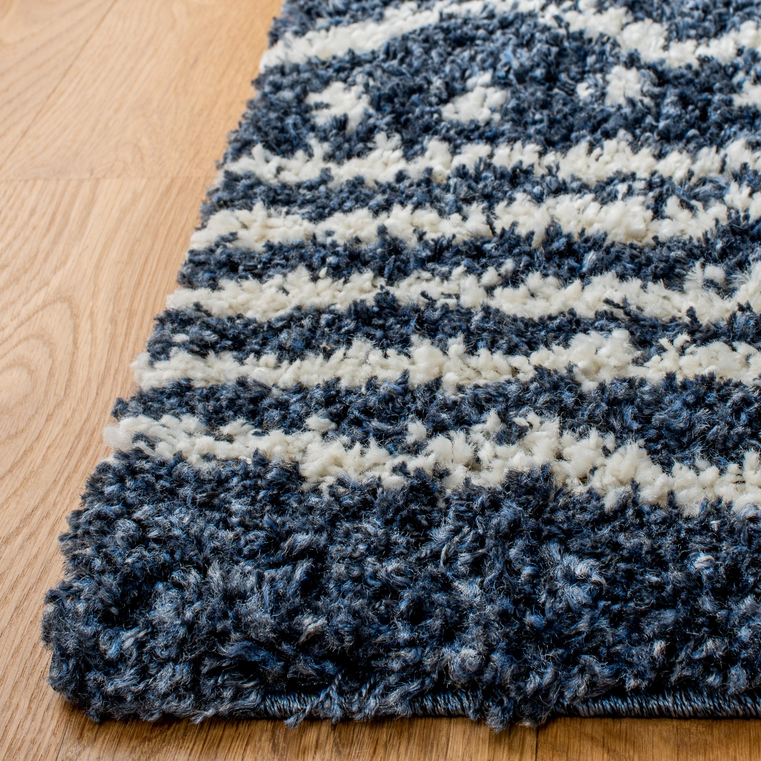 SAFAVIEH Arizona Teagan Geometric Shag Area Rug, Slate Blue/Ivory, 5'1" x 7'6"