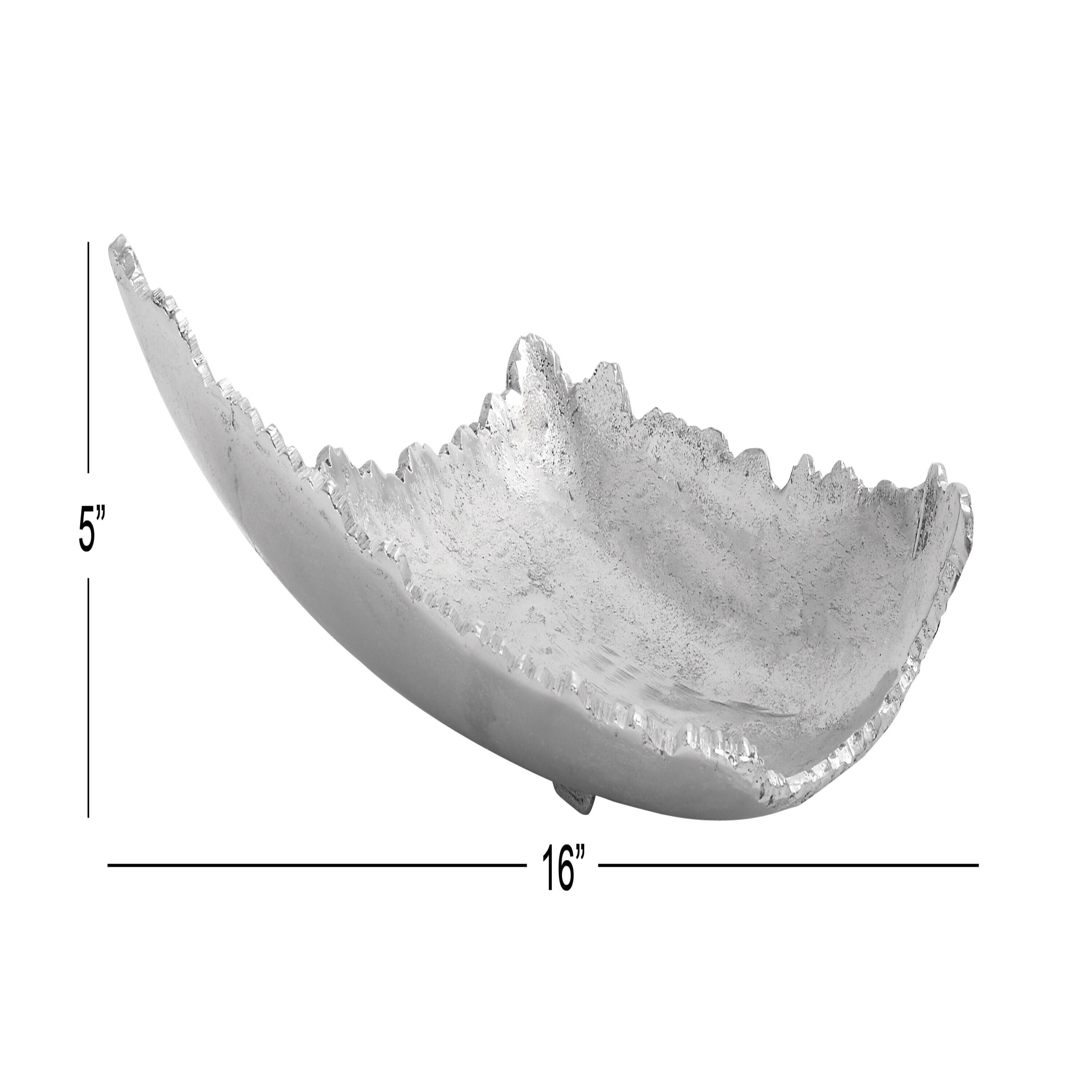 CosmoLiving by Cosmopolitan Aluminum Metal Live Edge Silver Decor Tray